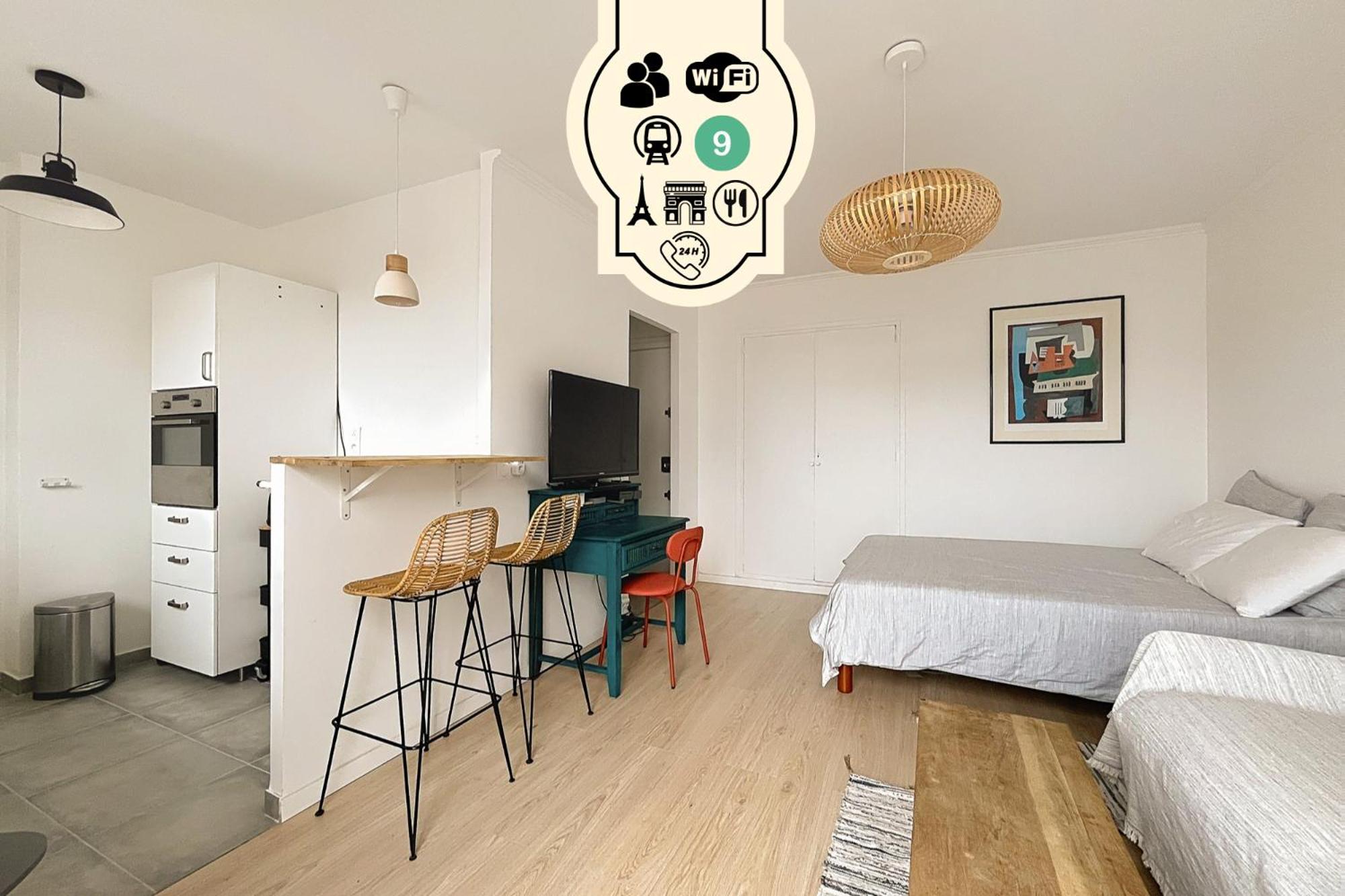 One-Bedroom Apartment photo 1
