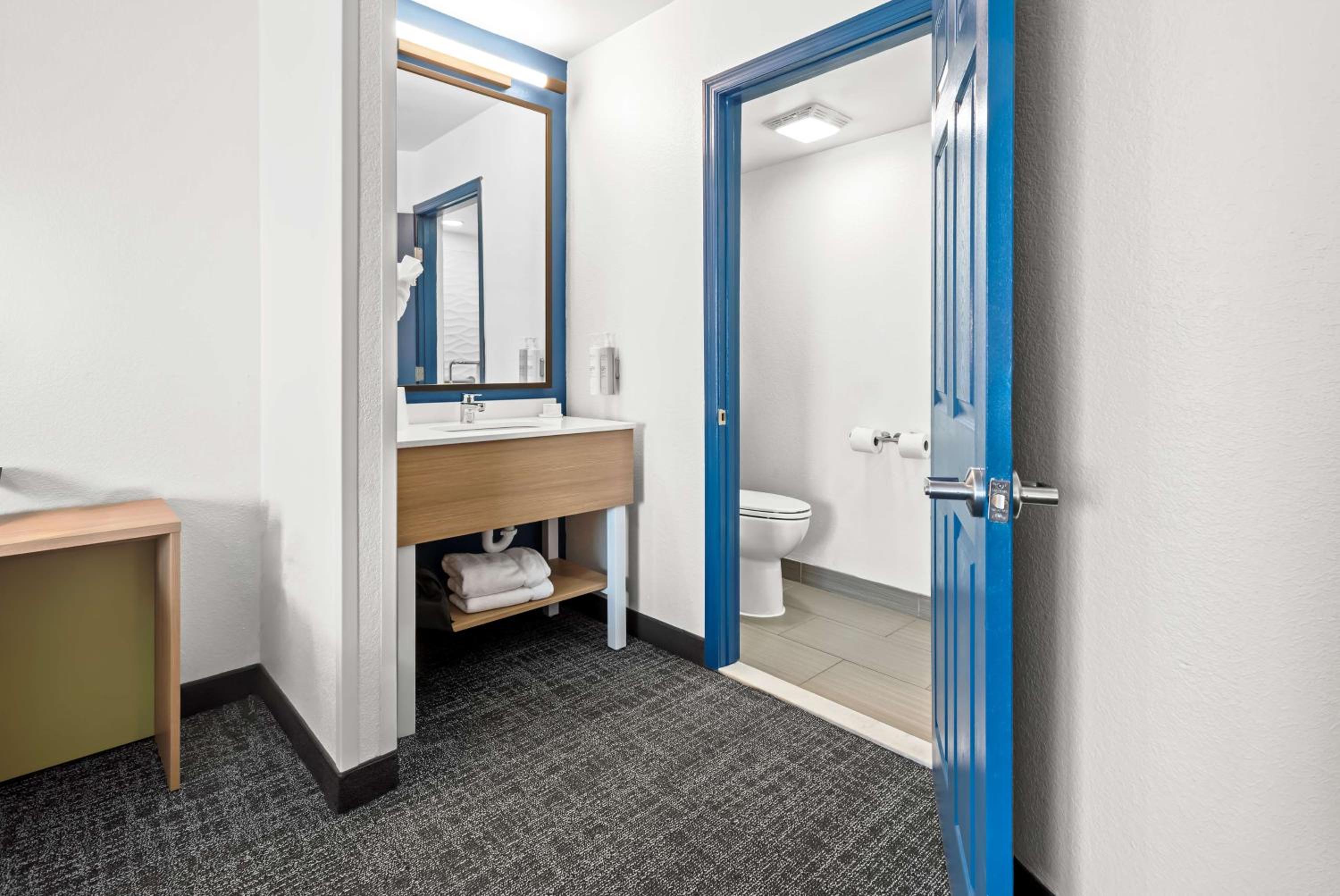 Double Room with Two Double Beds - Photo 1