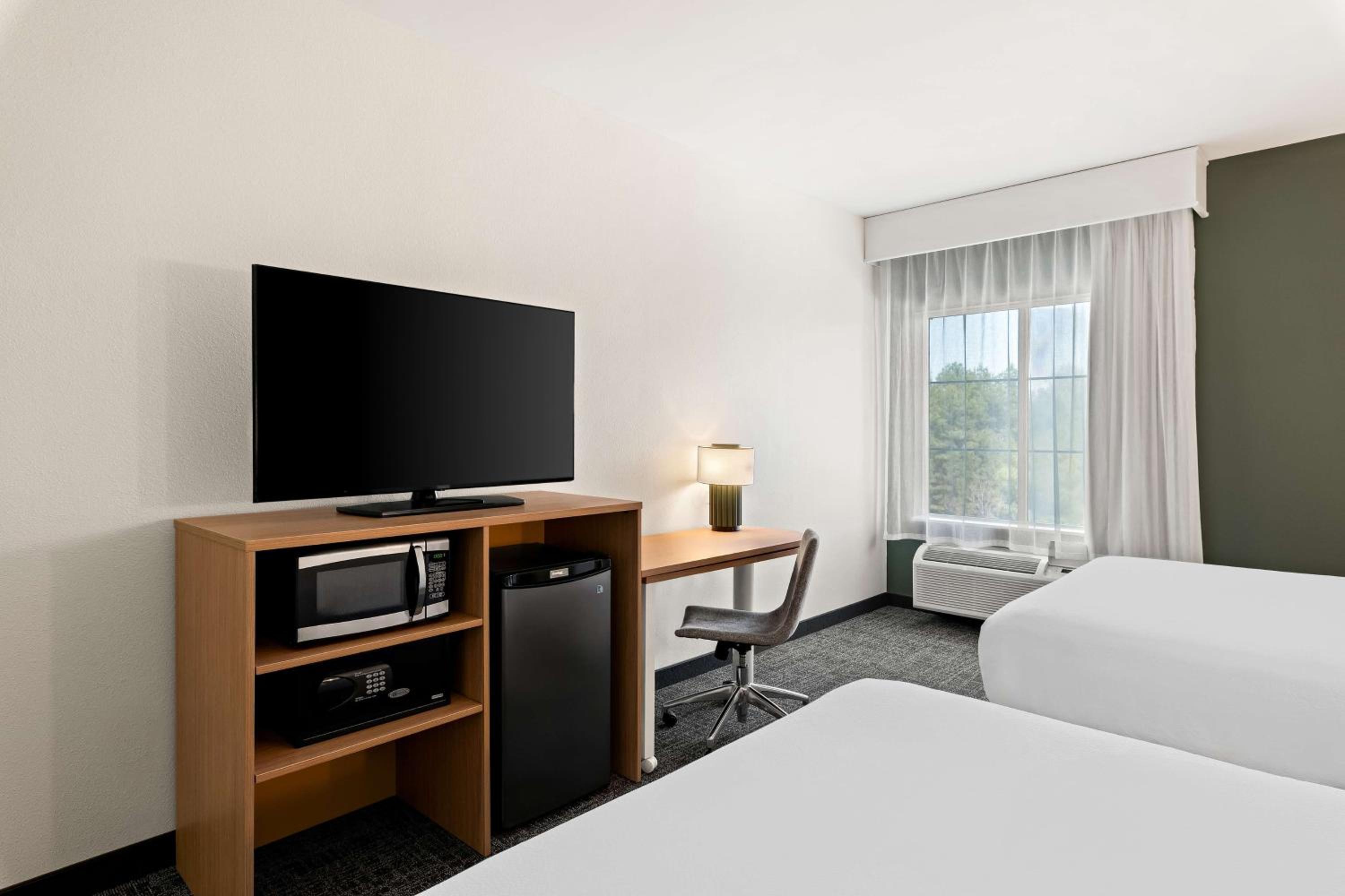 Queen Room with Two Queen Beds
