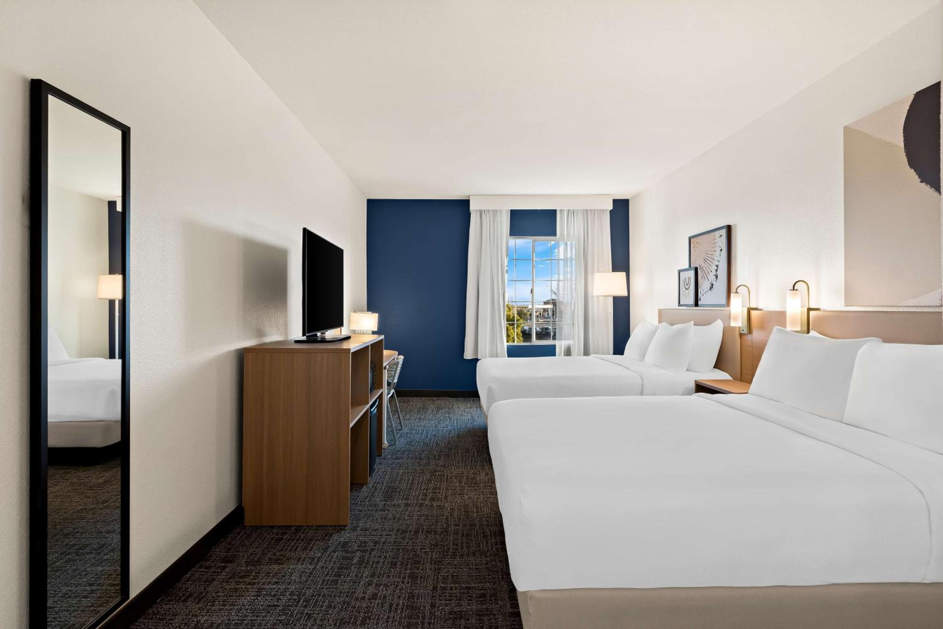 Queen Room with Two Queen Beds