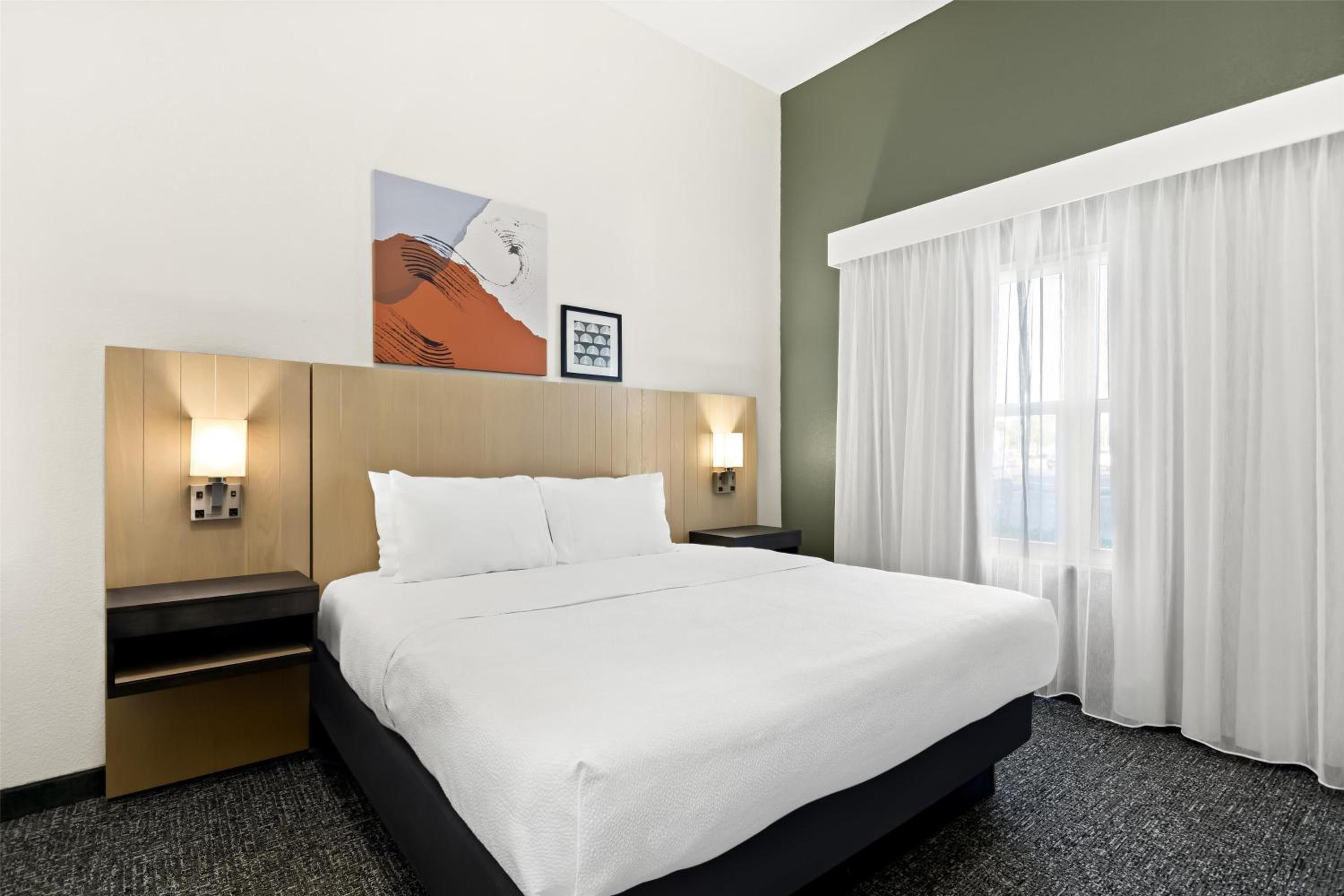 King Suite - Photo 1