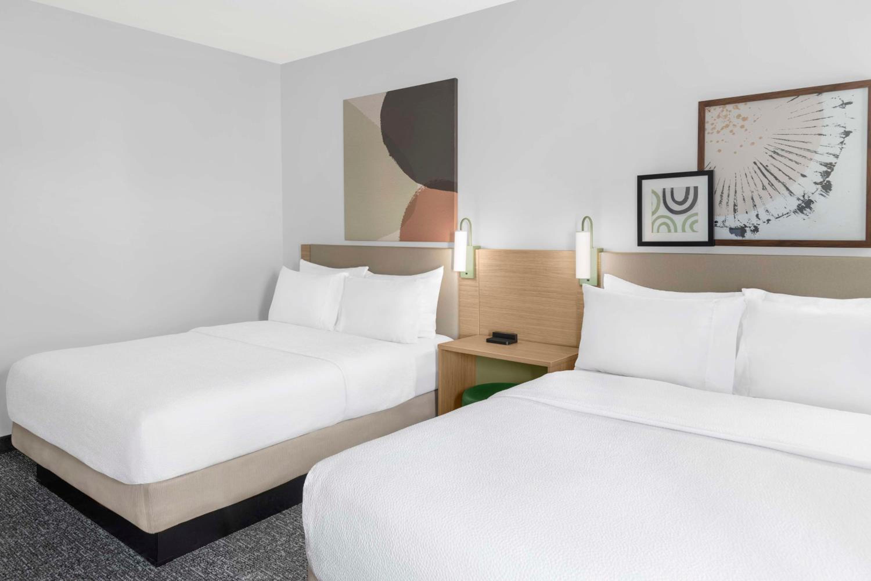Spark By Hilton Lansing, Billede 5
