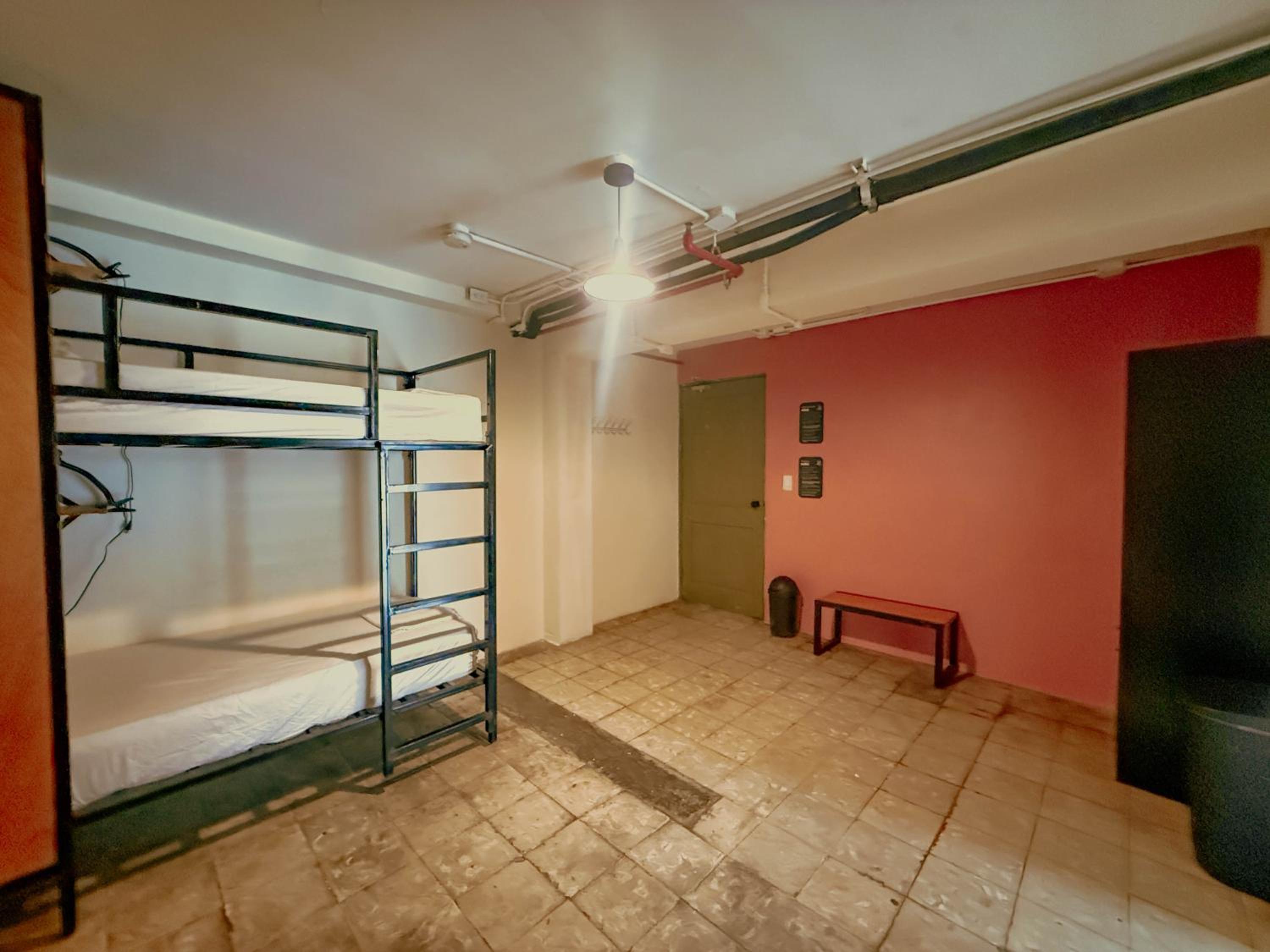 Bed in 6-Bed Mixed Dormitory Room