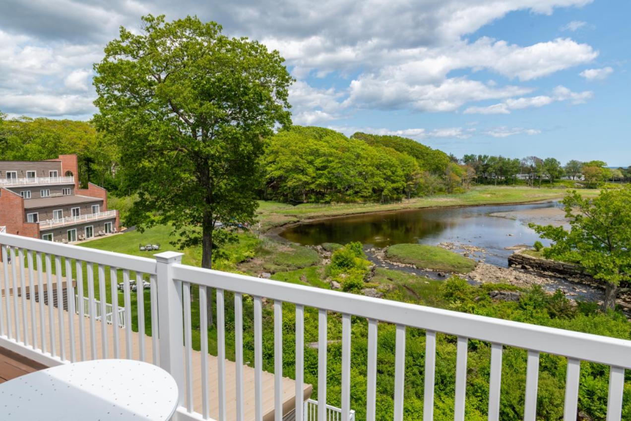 Penthouse Suite, Balcony, River View