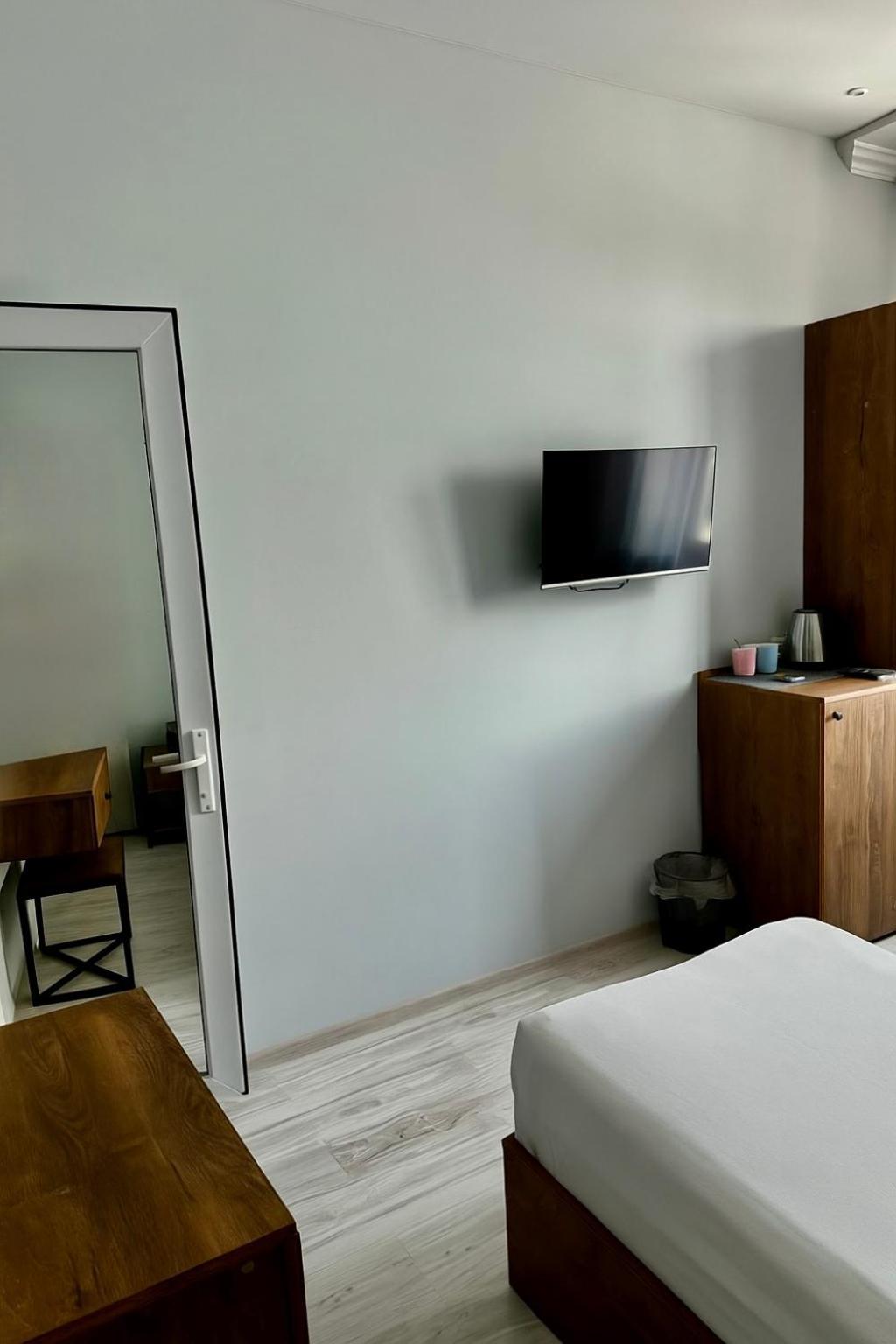 Deluxe Double or Twin Room with City View photo 1