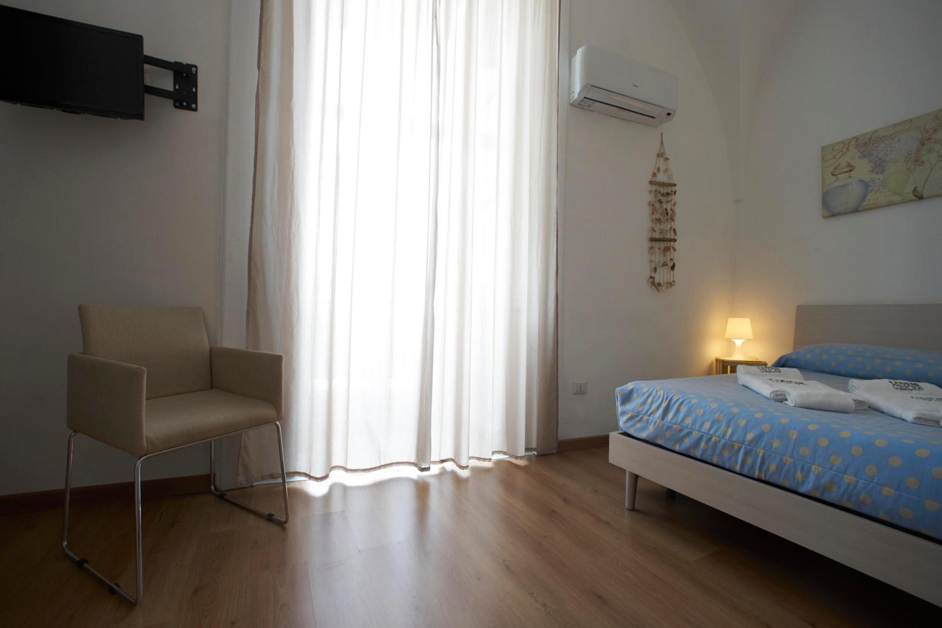 Large Double Room with Sea View - Photo 5
