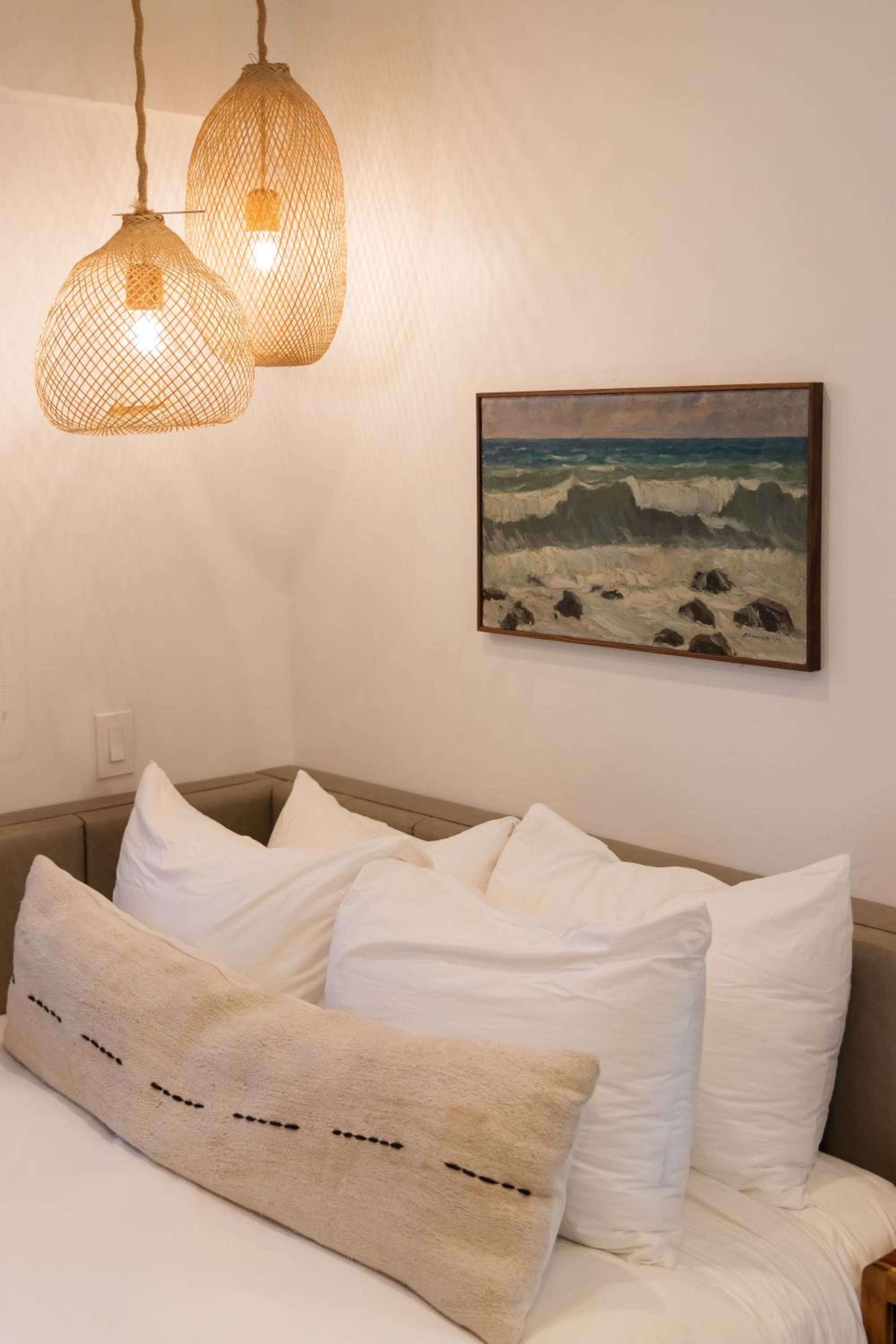 Queen Room - Photo 2