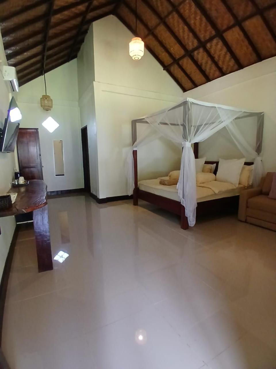 Deluxe Family Room photo 3
