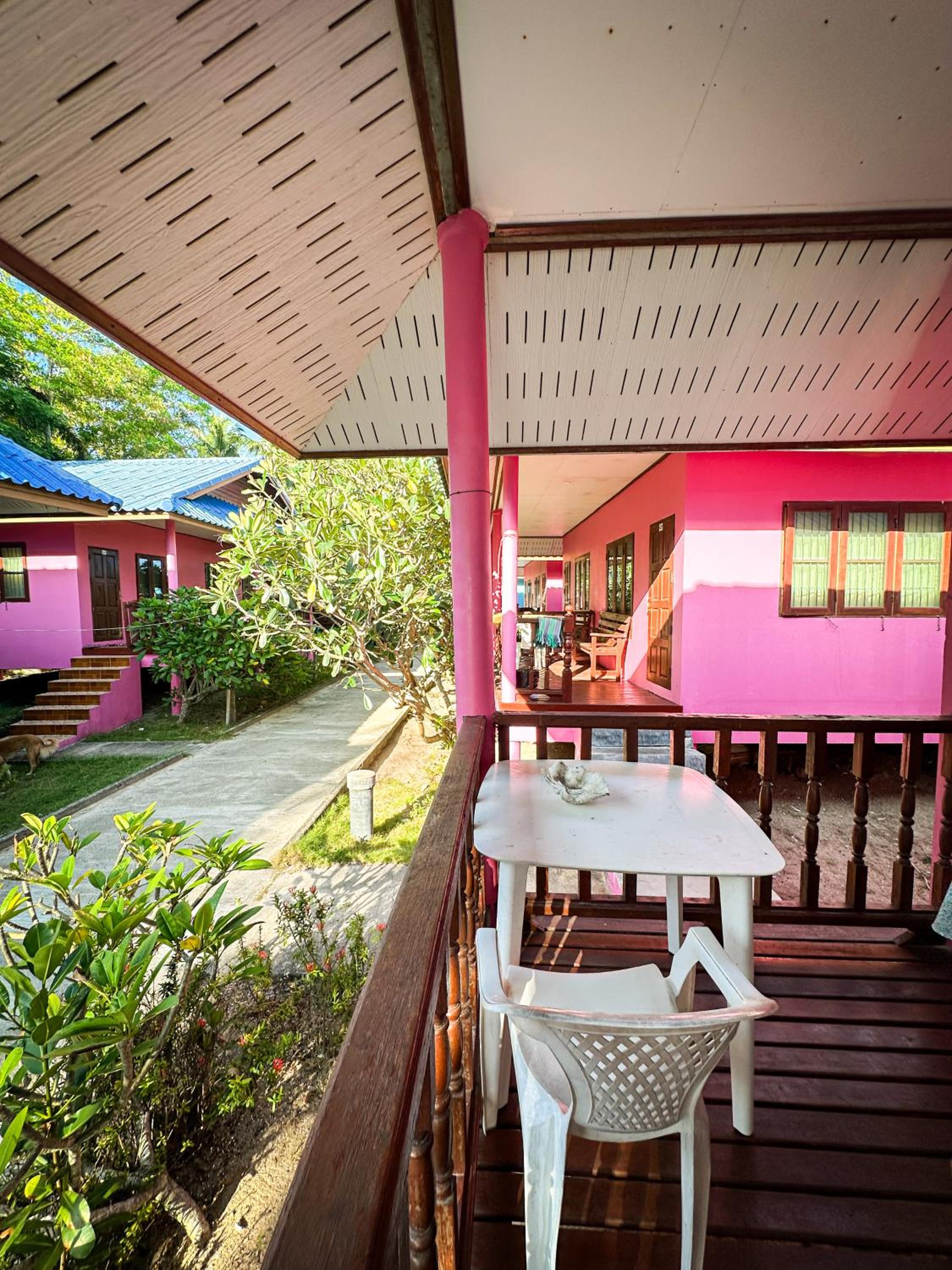 Standard Bungalow photo 1