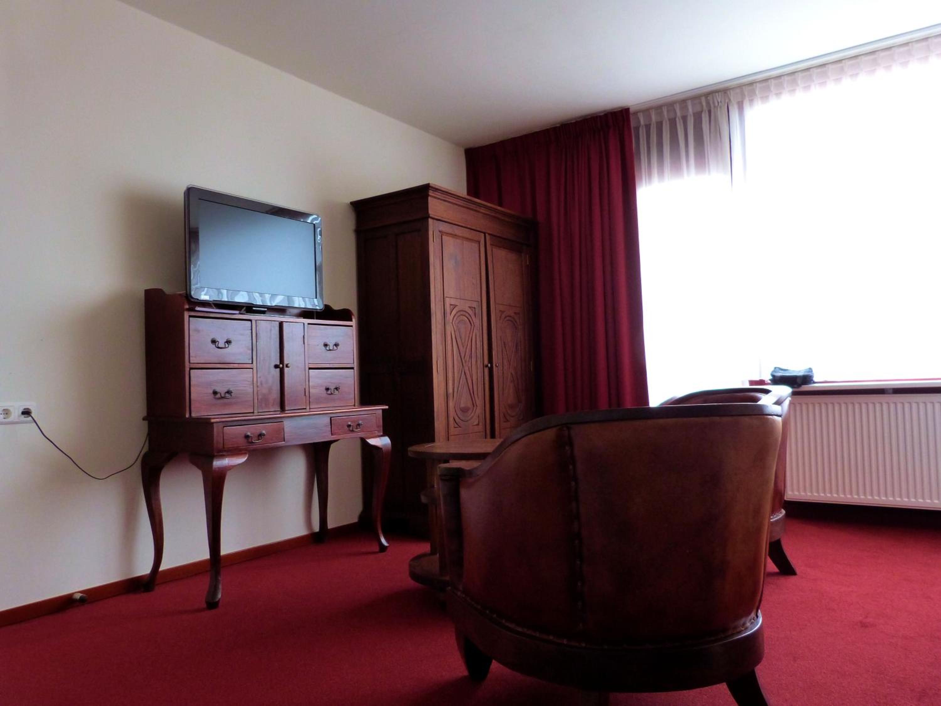 Junior Suite - Photo 1