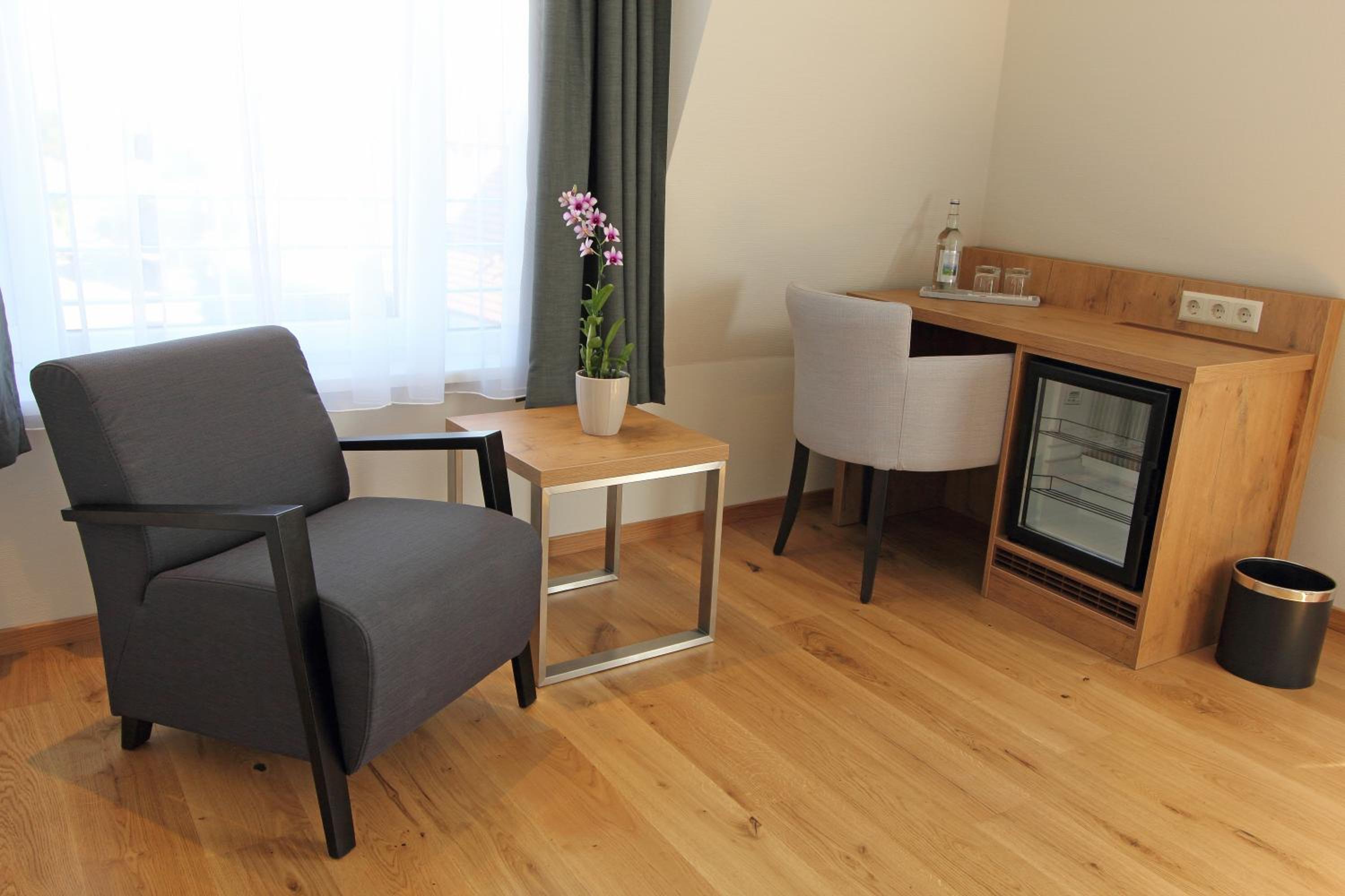 Double Room - Photo 9