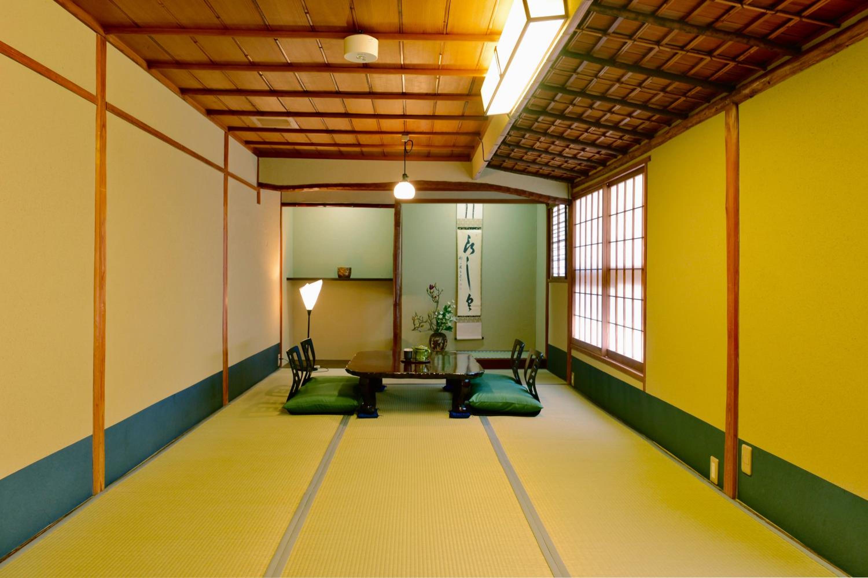 Japanese-Style Deluxe Room