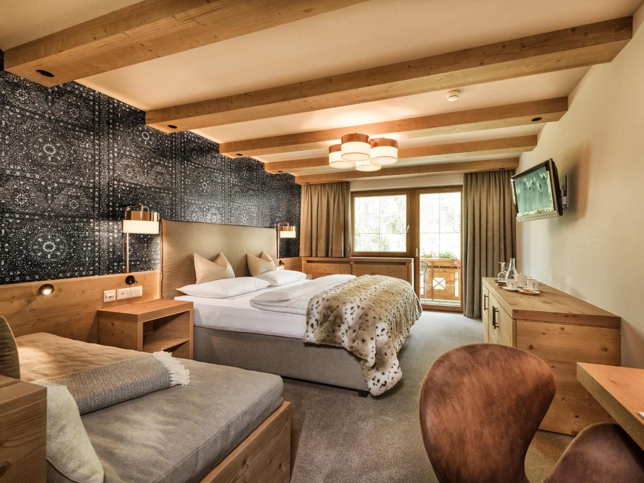Superior Double Room with Balcony photo 2