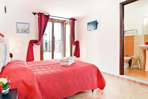 Basic Triple Room photo 2
