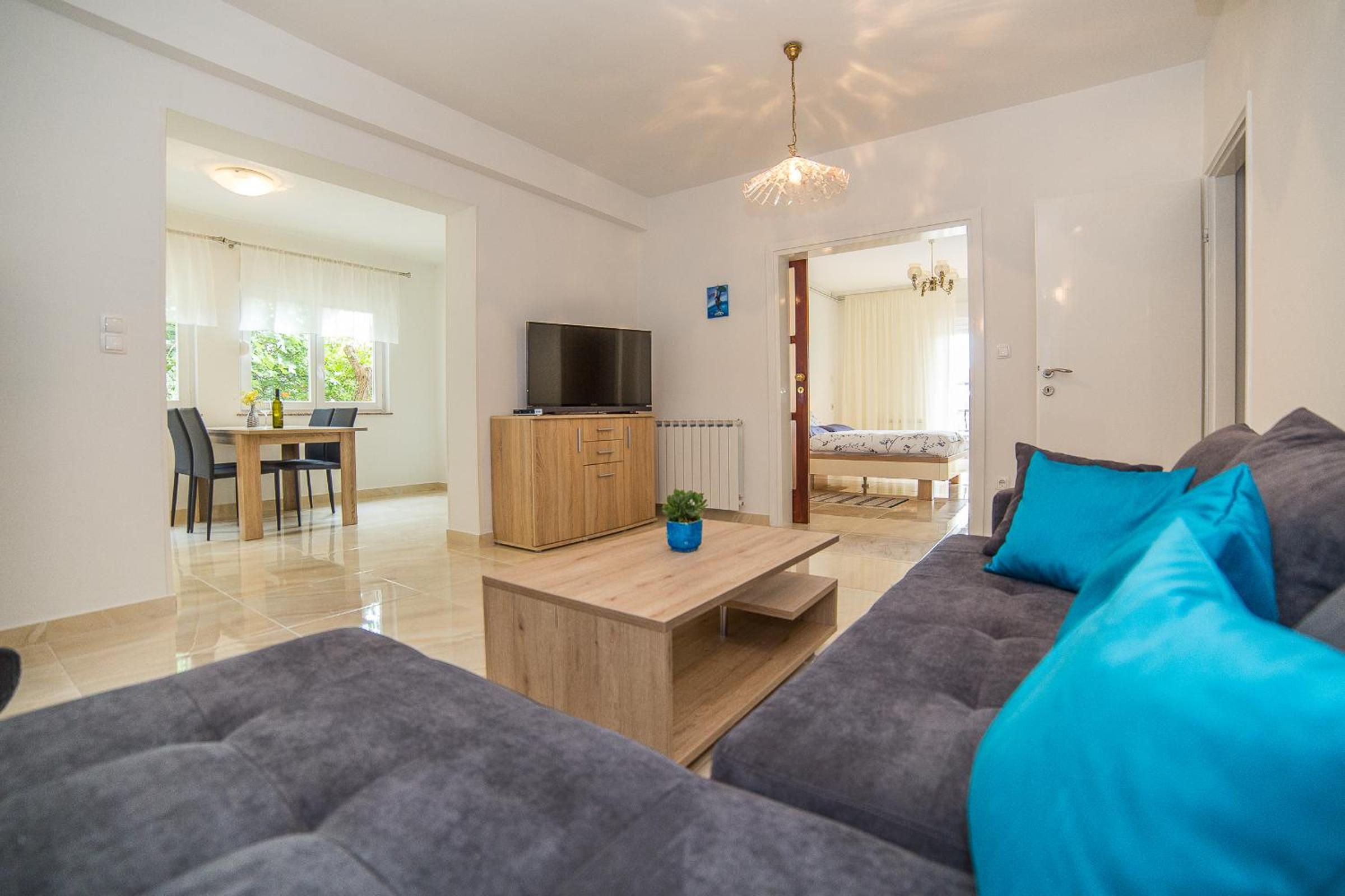 One-Bedroom Apartment with Balcony and Pool View