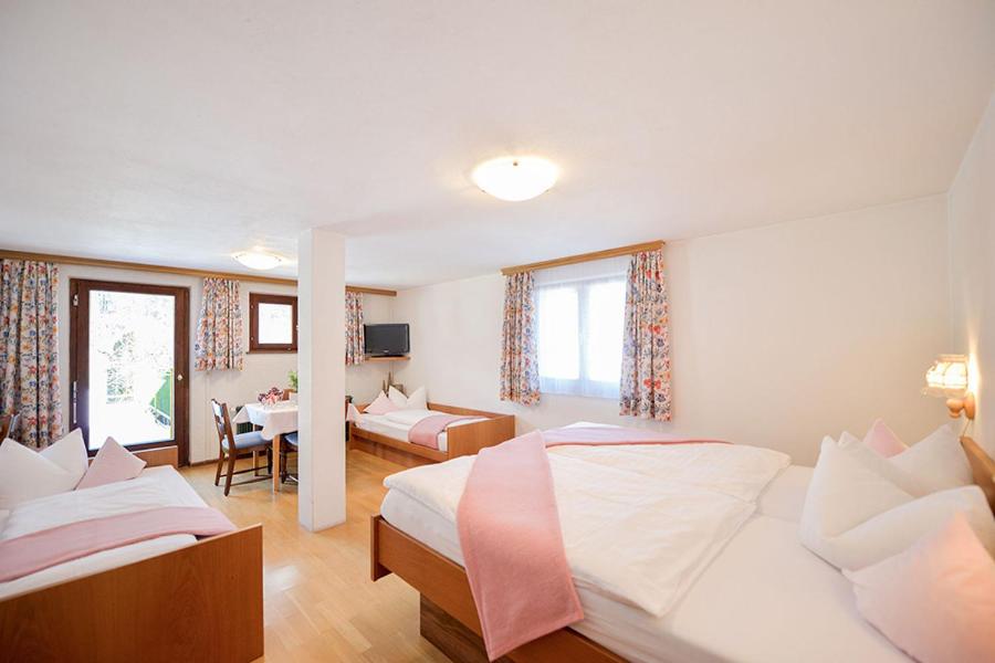 Quadruple Room with Balcony photo 2