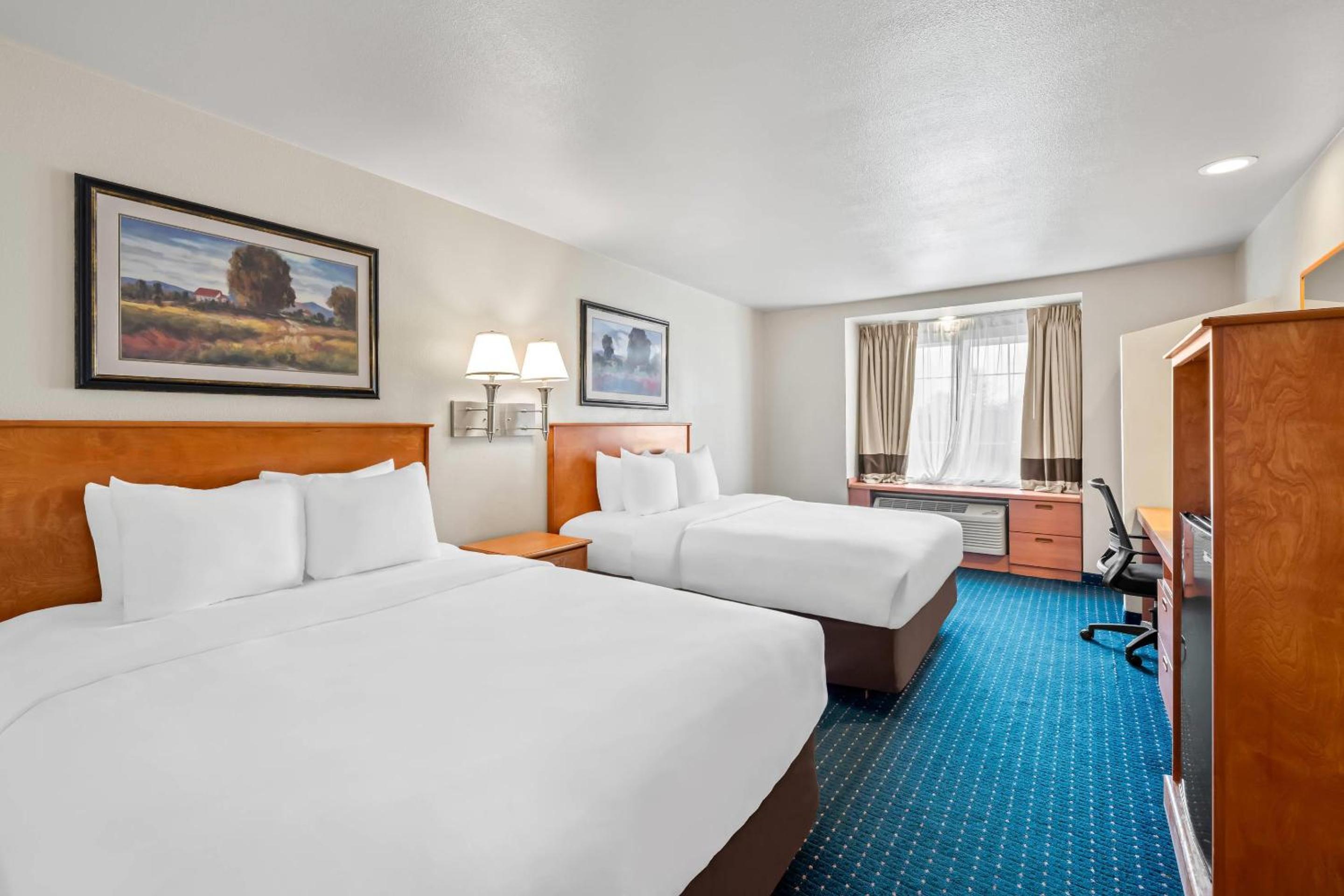 Queen Room with Two Queen Beds - Accessible/Non-Smoking  photo 1