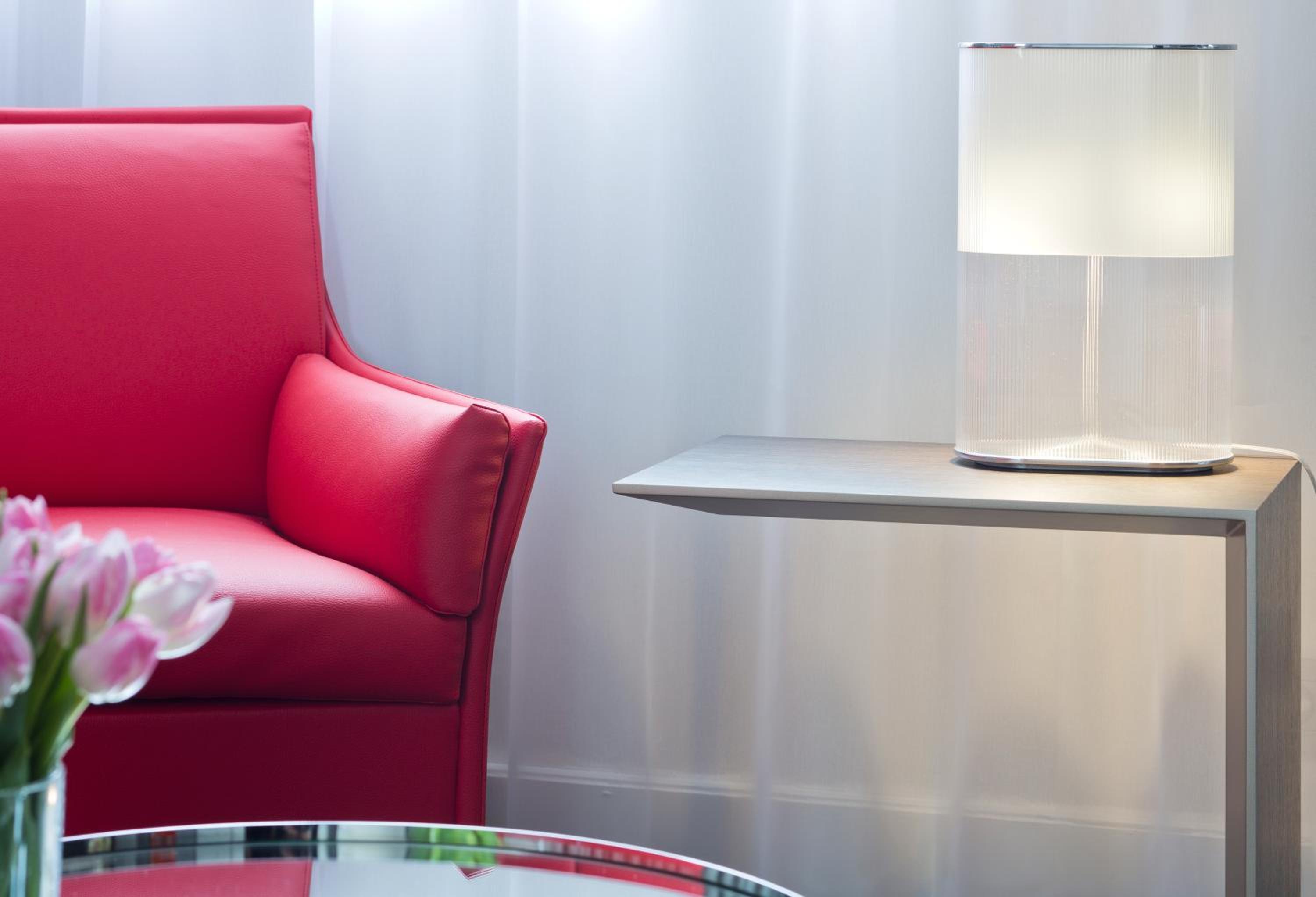Junior King Suite With Panoramic View - Photo 3