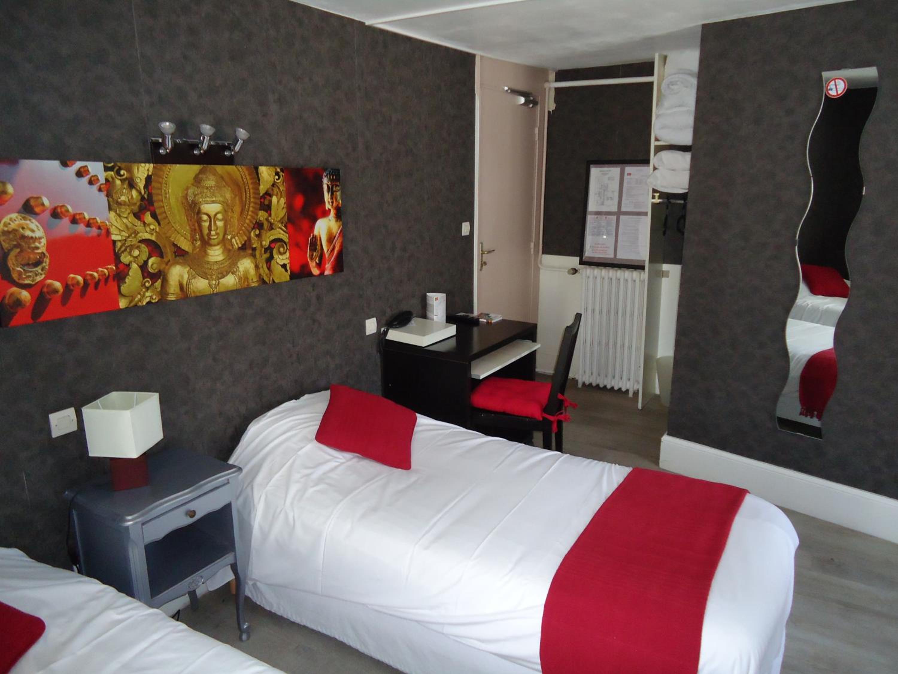 Classic Twin Room photo 2