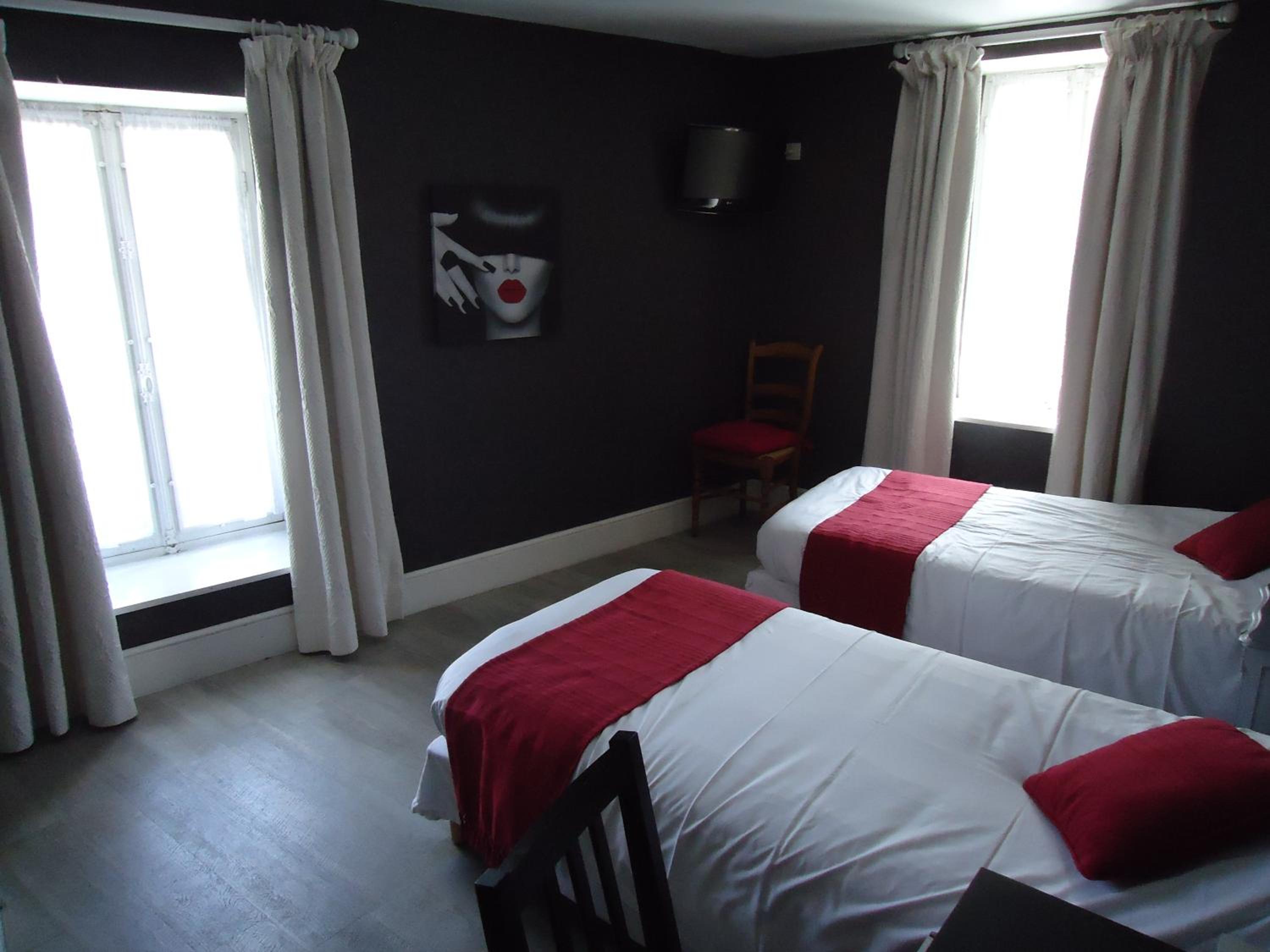Classic Twin Room photo 3