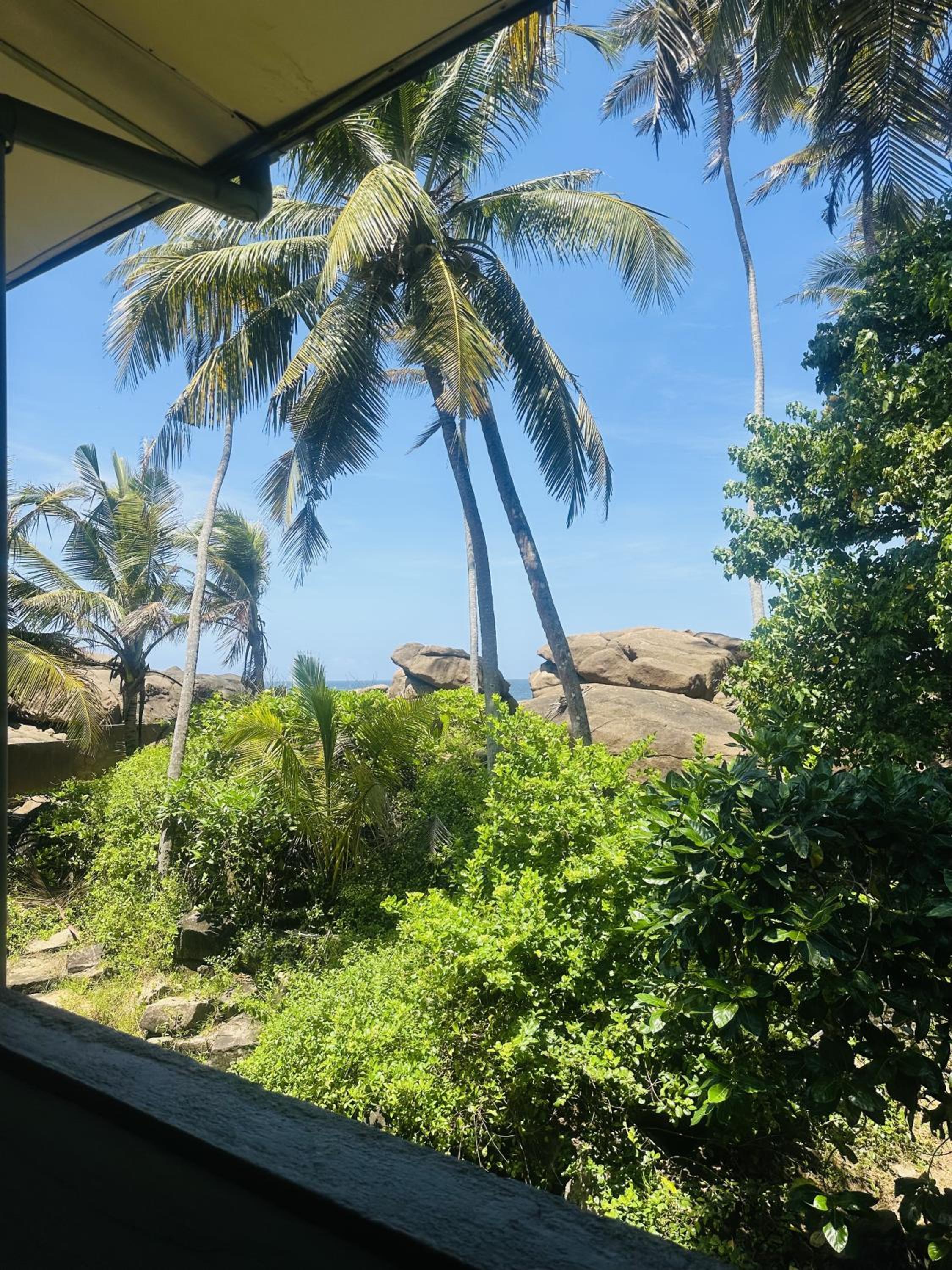 Deluxe Double Room with Balcony and Sea View - Photo 5