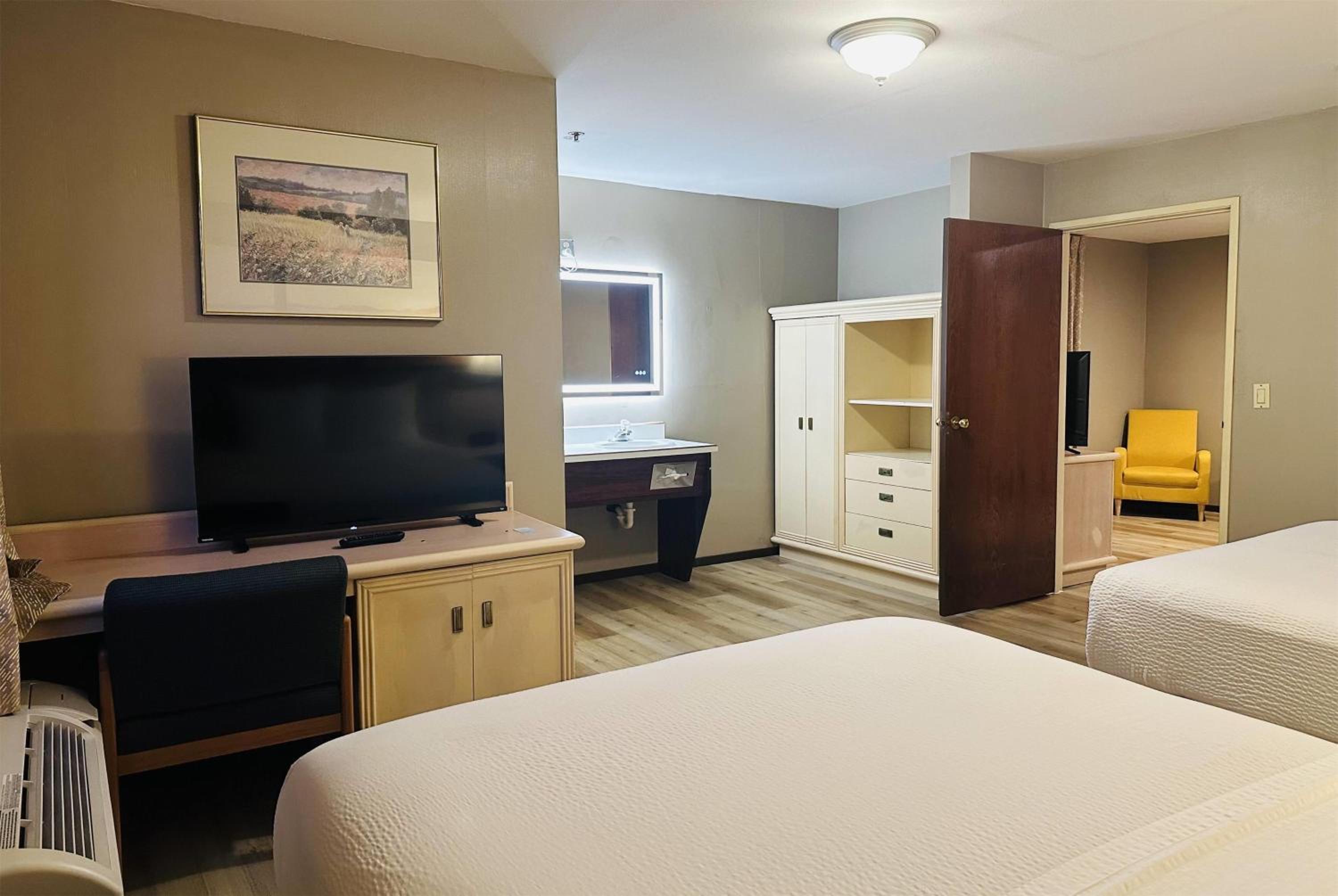 2 Queen Beds, Studio Suite, Non-Smoking - Photo 5