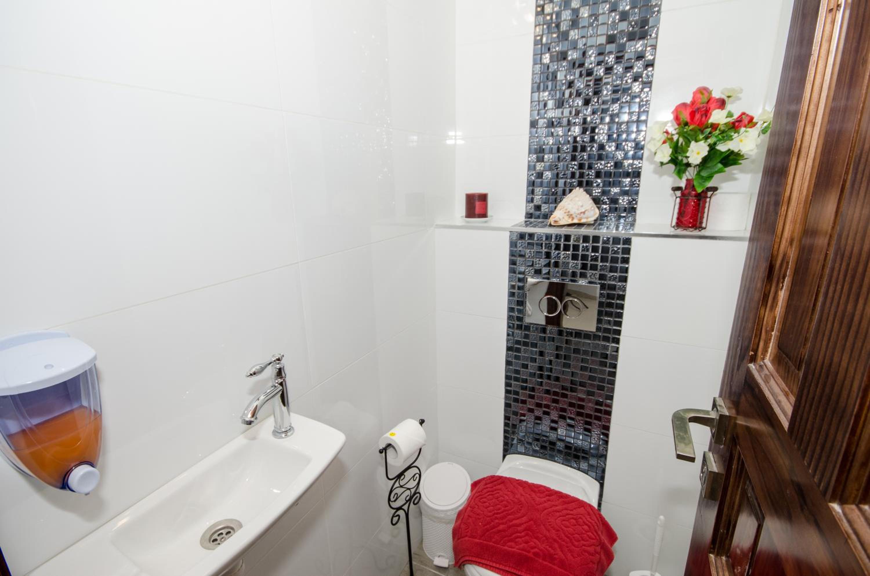 Villa with Private Pool photo 3