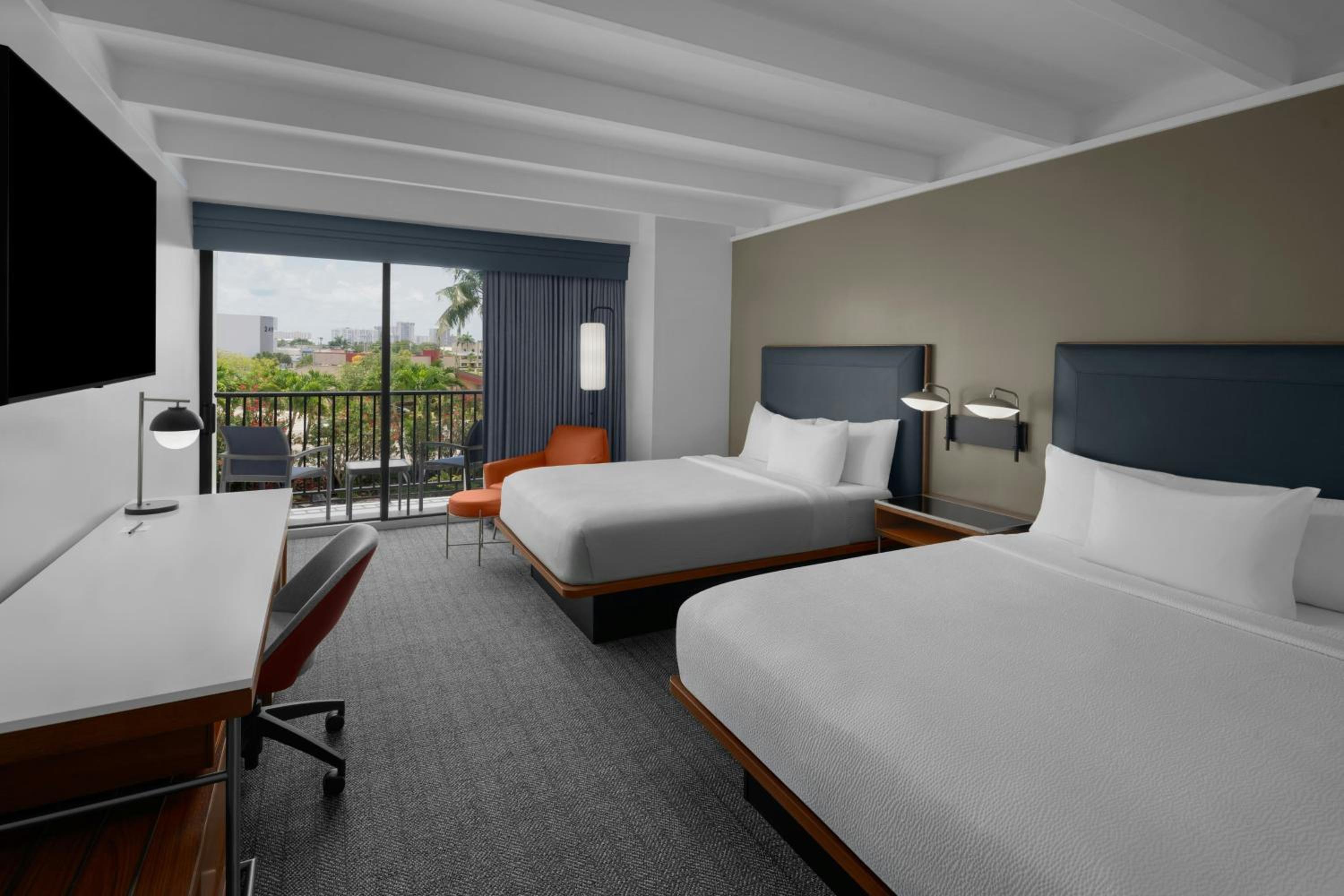 Queen Room with Two Queen Beds and Roll-in Shower - Mobility Accessible