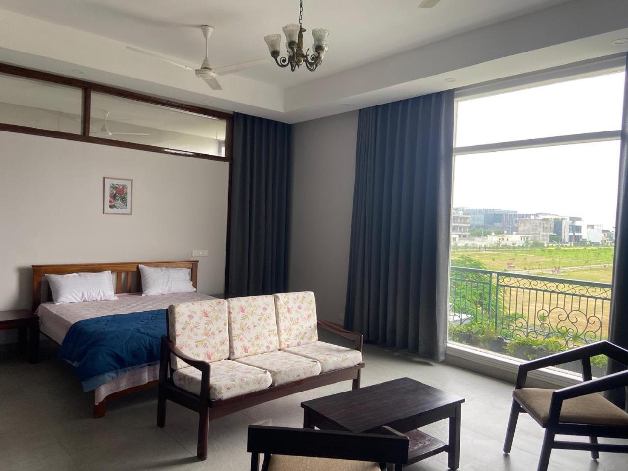 Double or Twin Room with Private External Bathroom