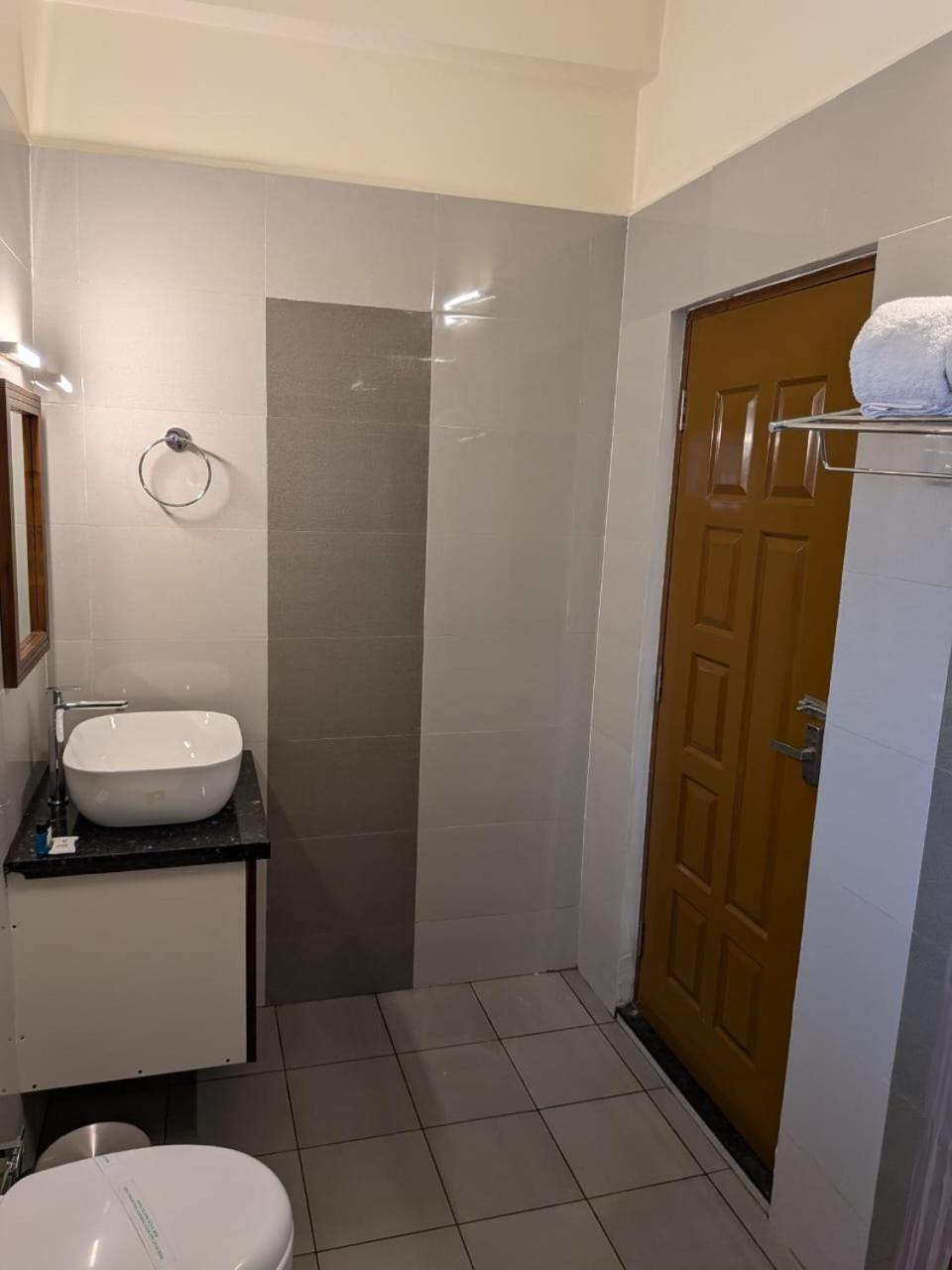 Standard Double Room with Fan photo 3