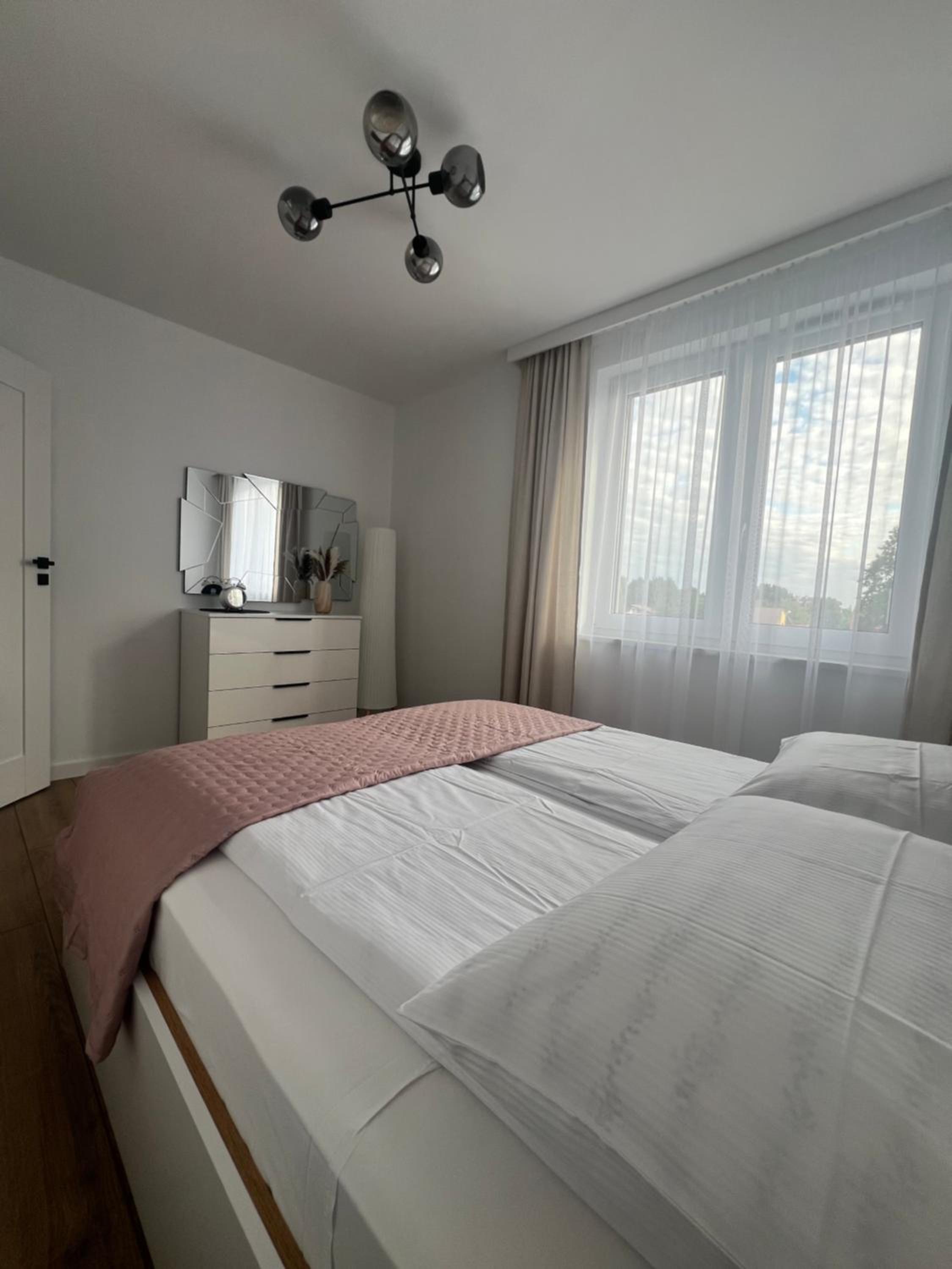 Two-Bedroom Apartment with Balcony photo 2