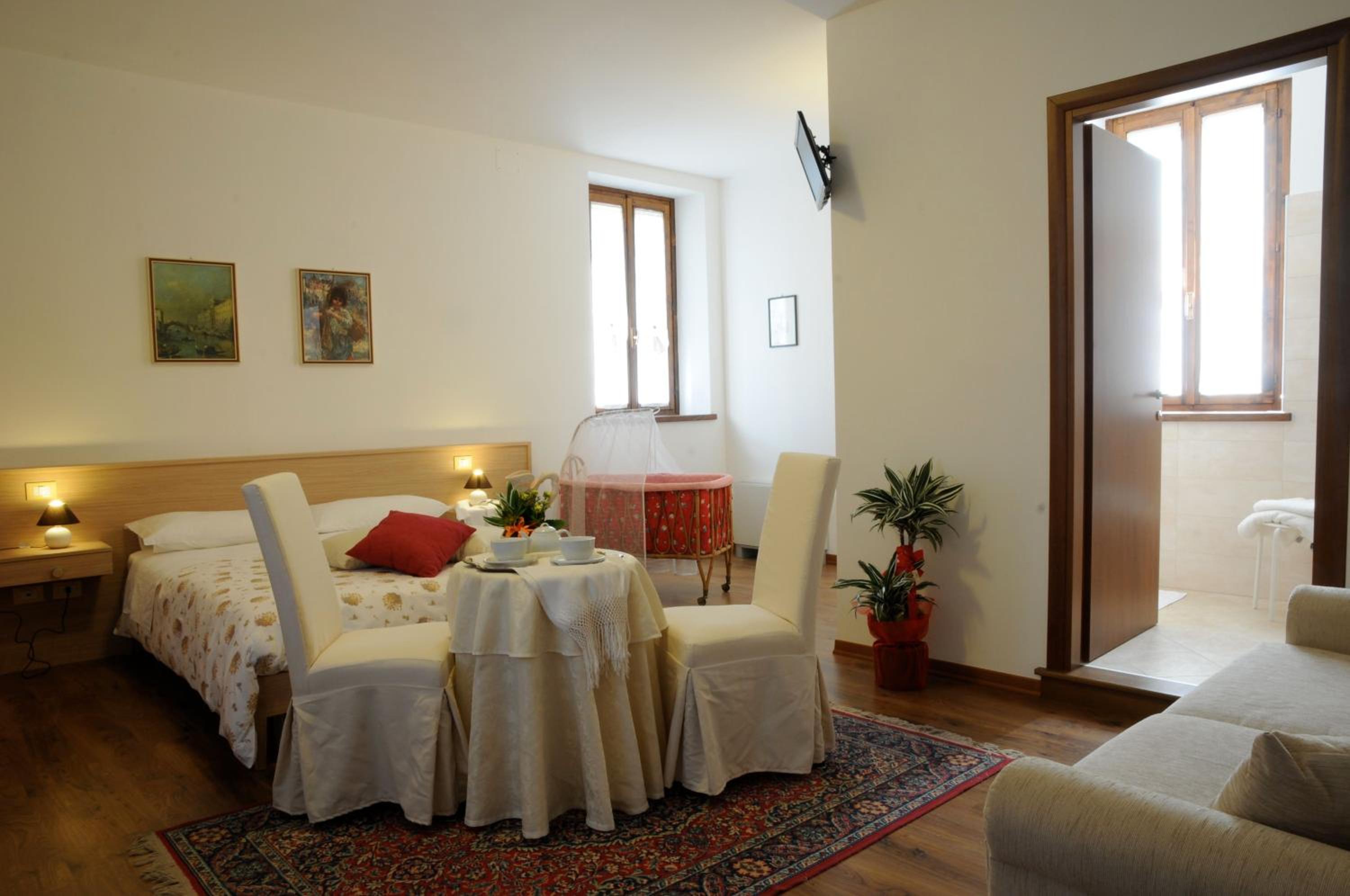 Standard King Room