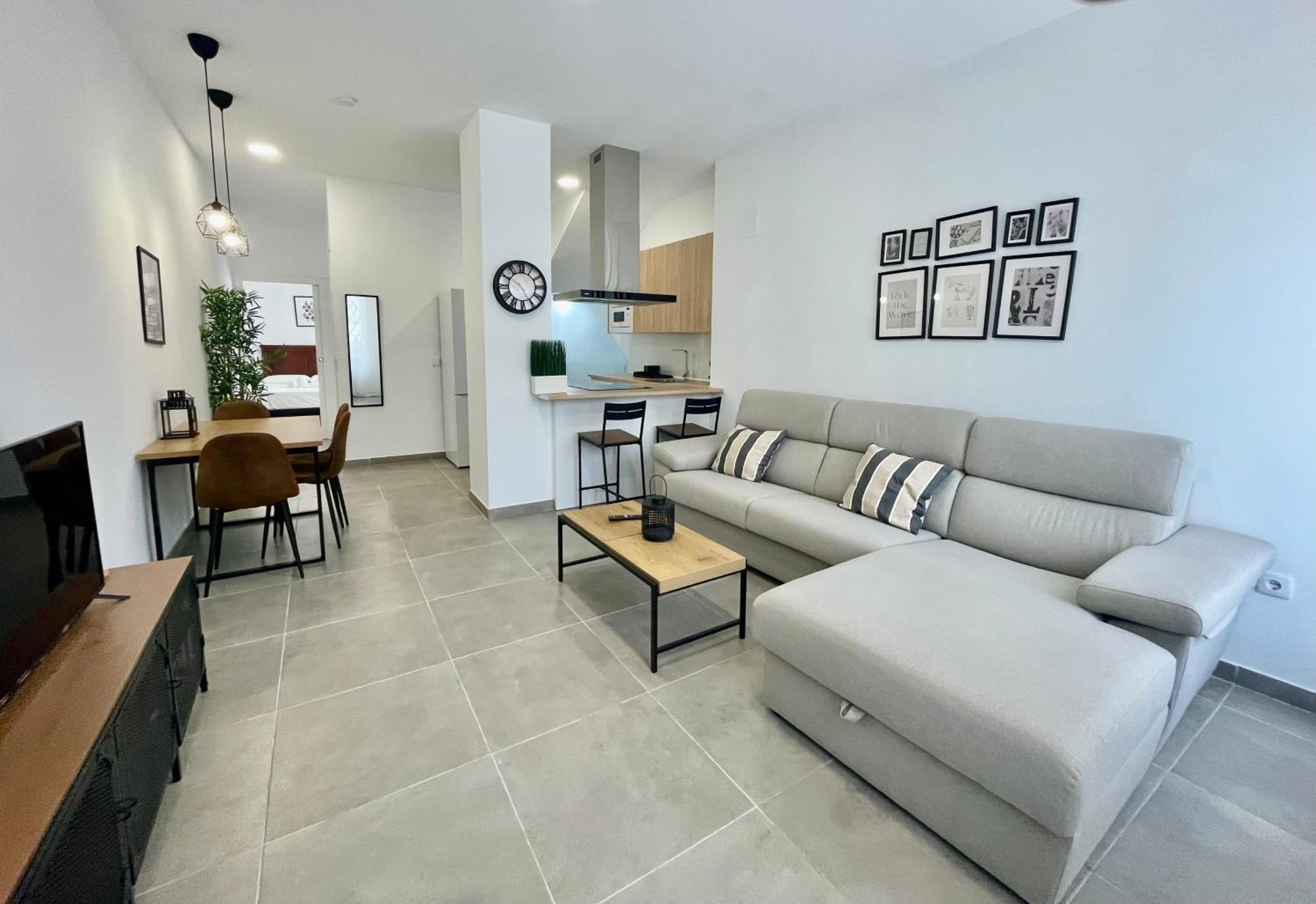 One-Bedroom Apartment