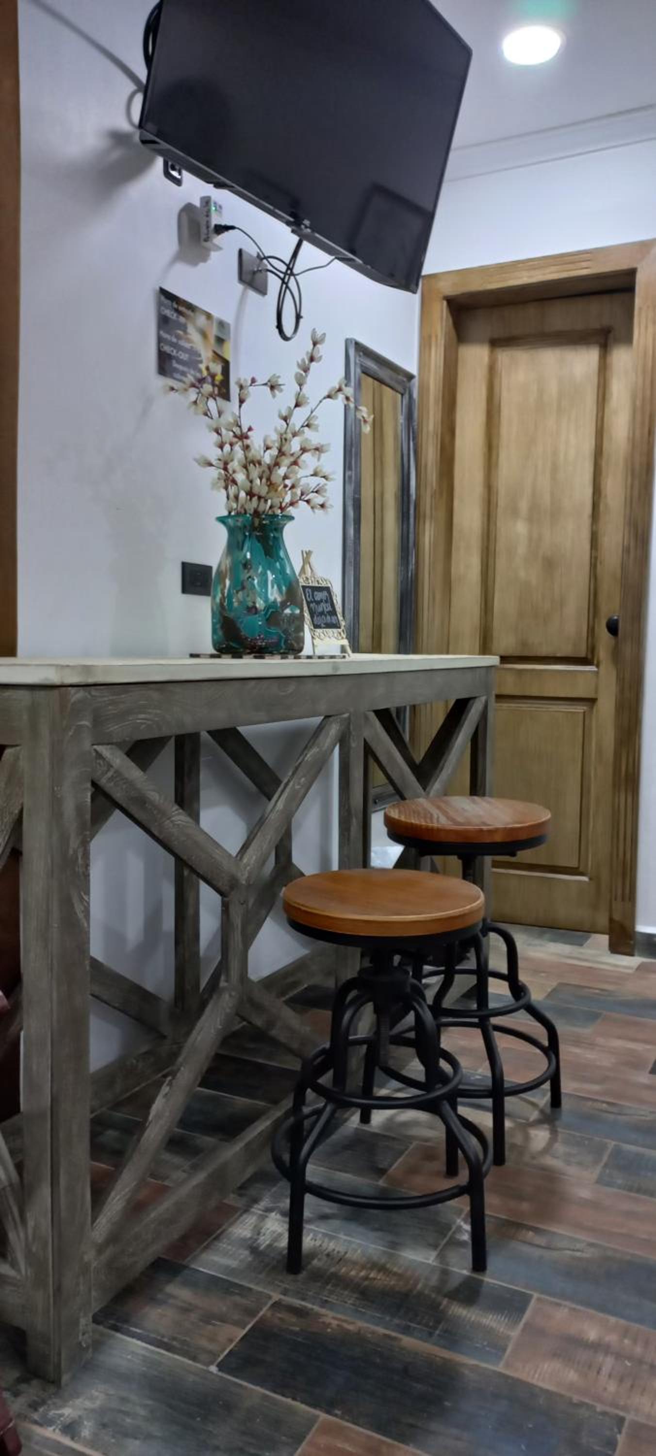 Queen Room with Two Queen Beds photo 2