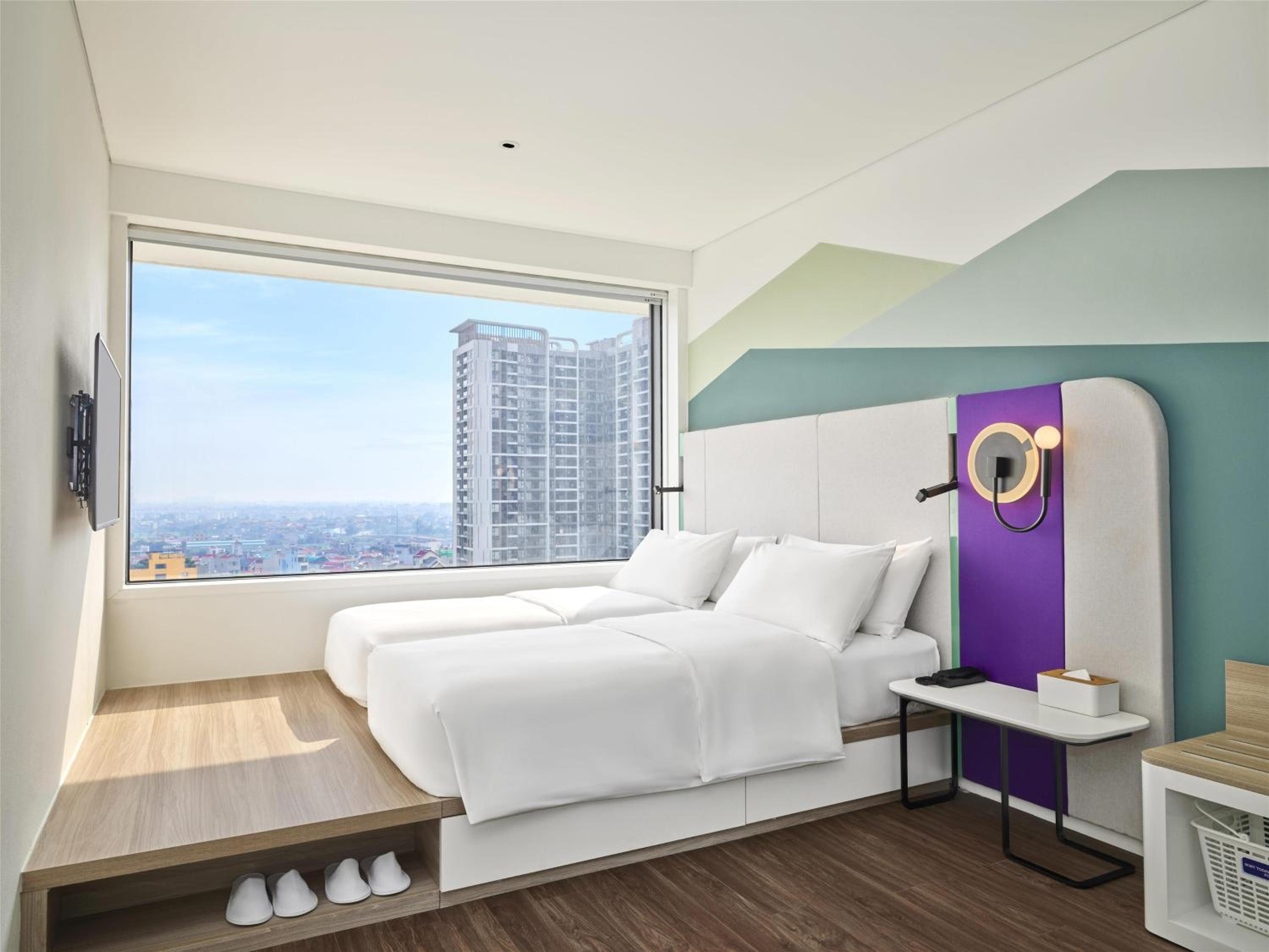 Twin Room - Photo 3