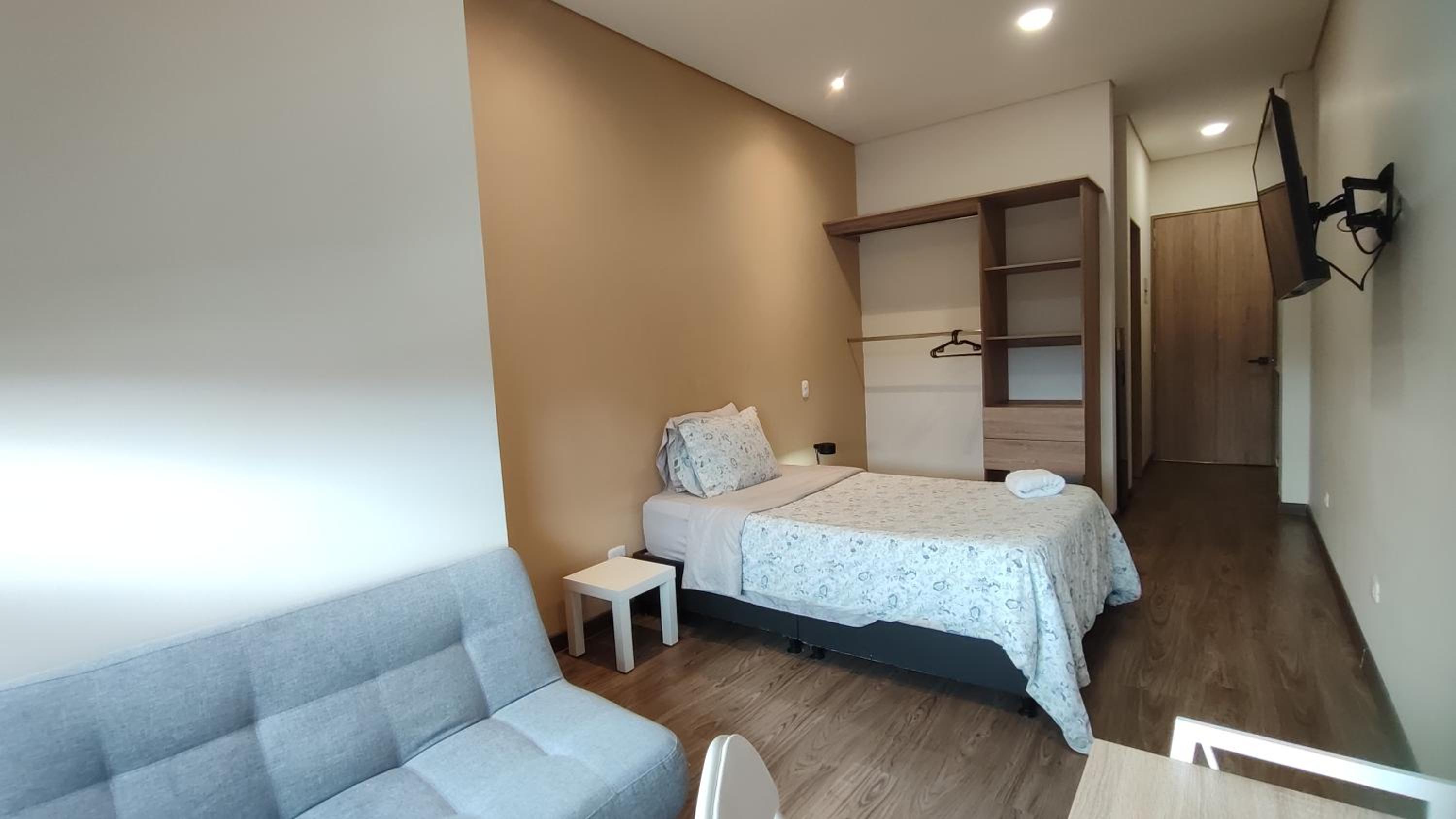 Single Room photo 2