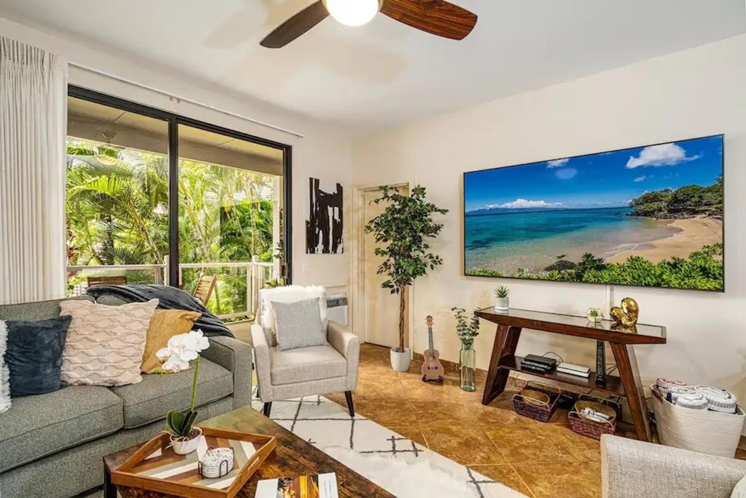 Deluxe Two-Bedroom Apartment with Garden View photo 2