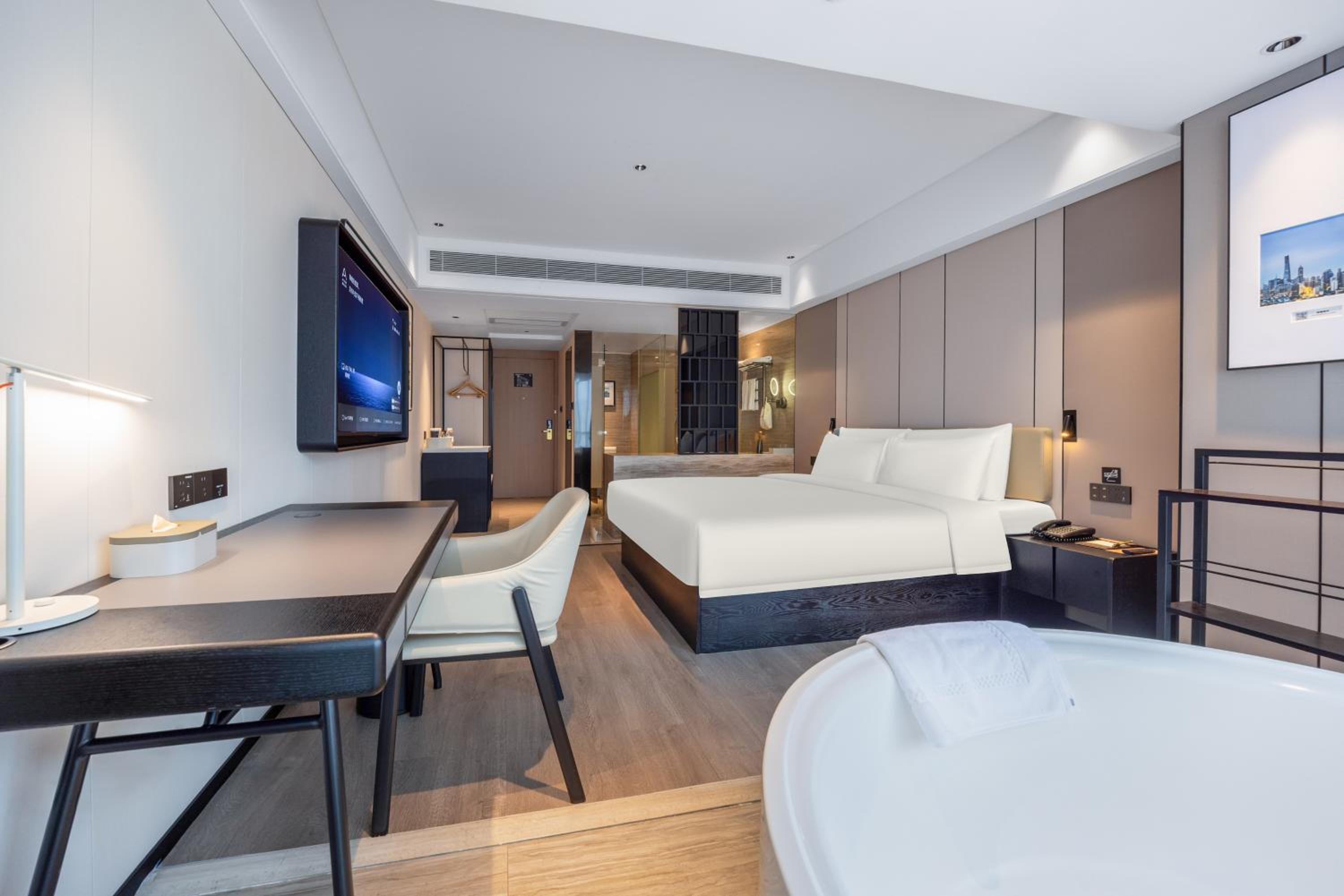 Jimu Double Room with Bathtub