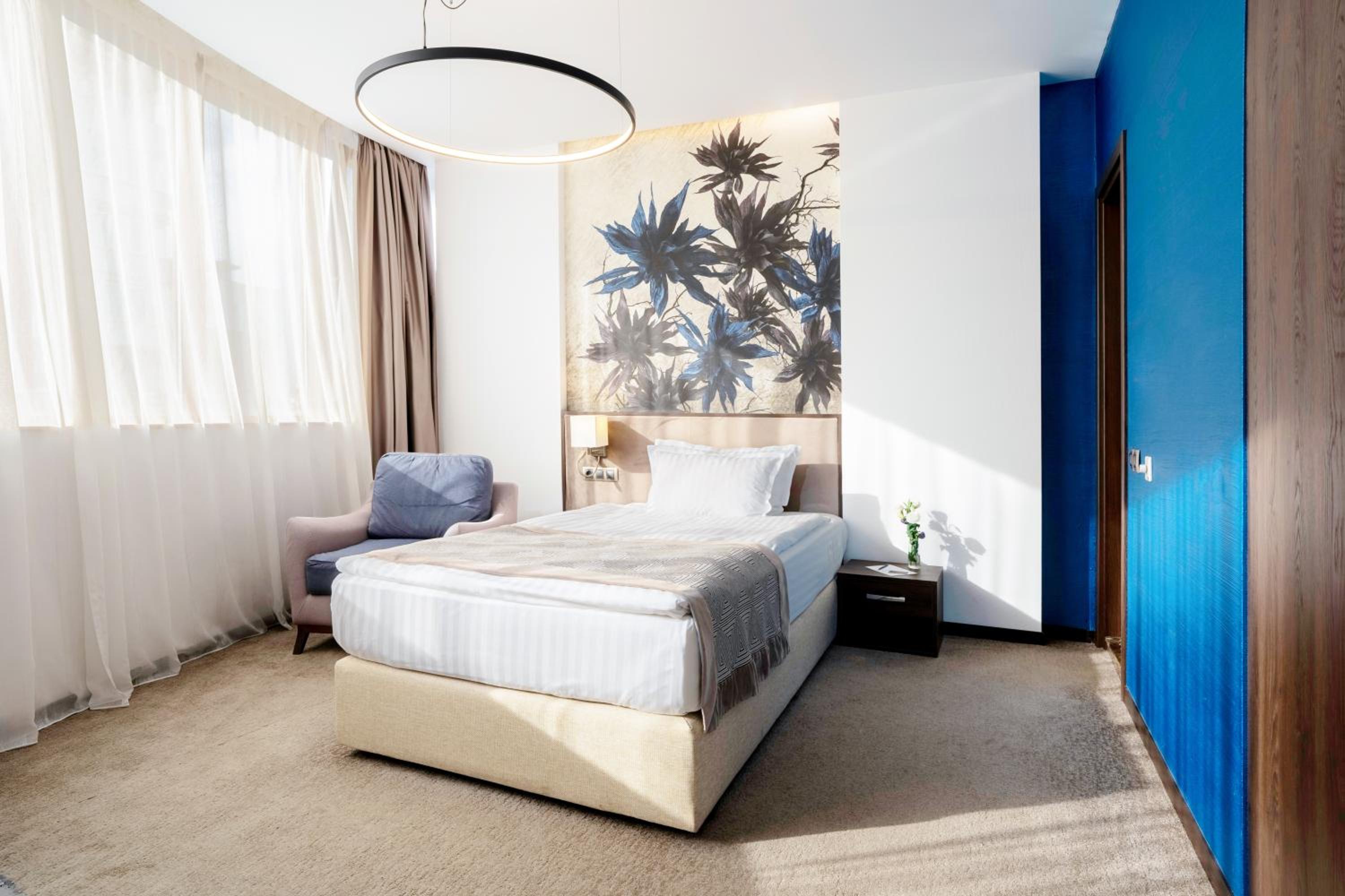 Single Room photo 3
