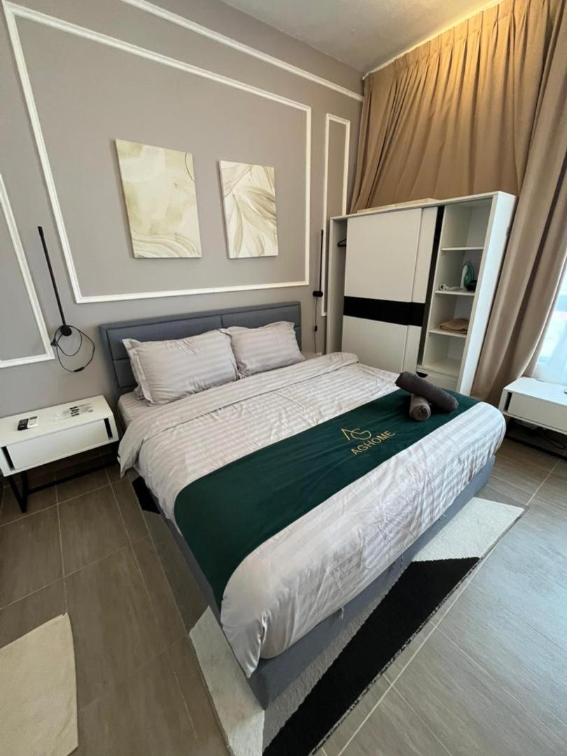 Two-Bedroom Apartment with View photo 1