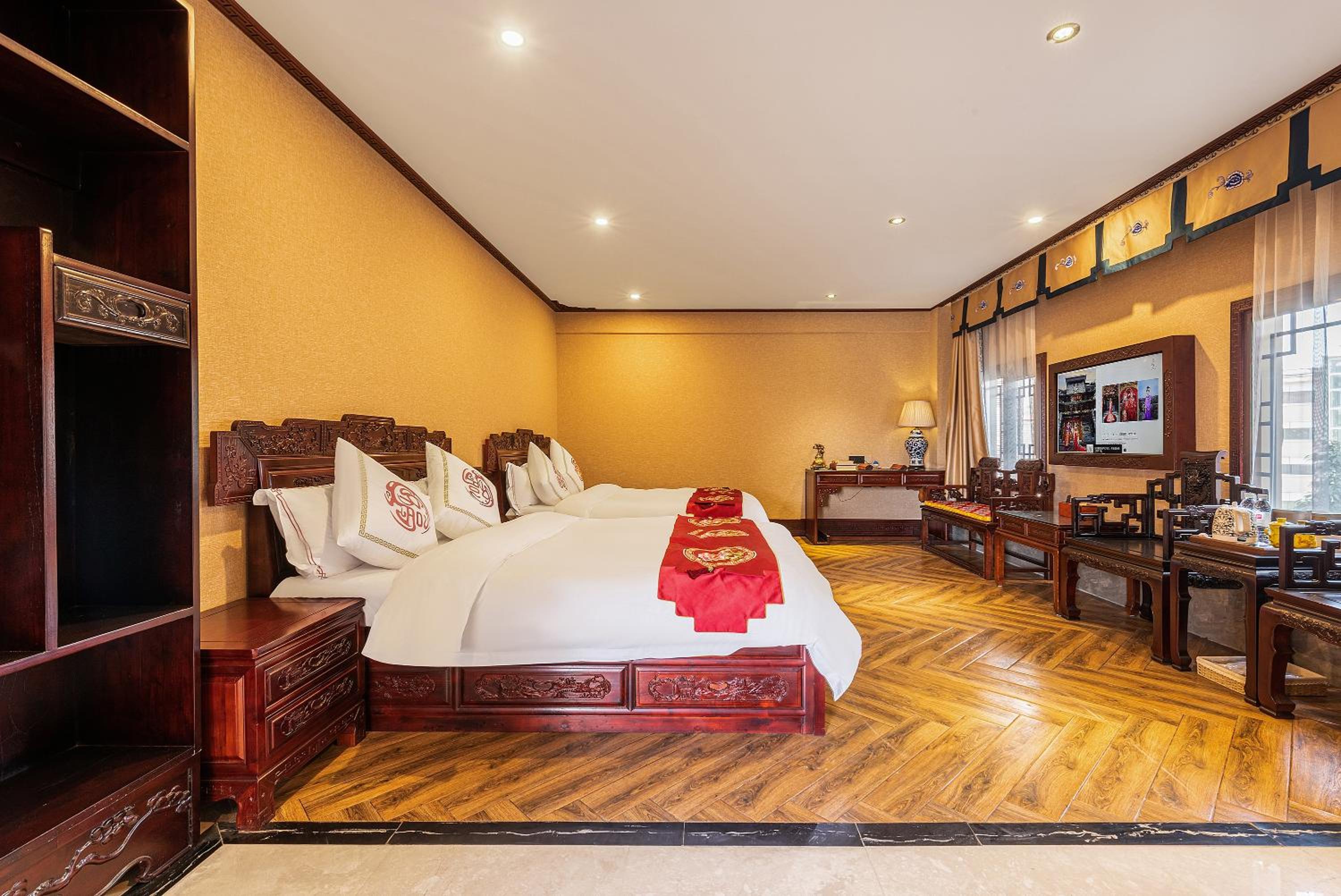 Twin Room with City View photo 3