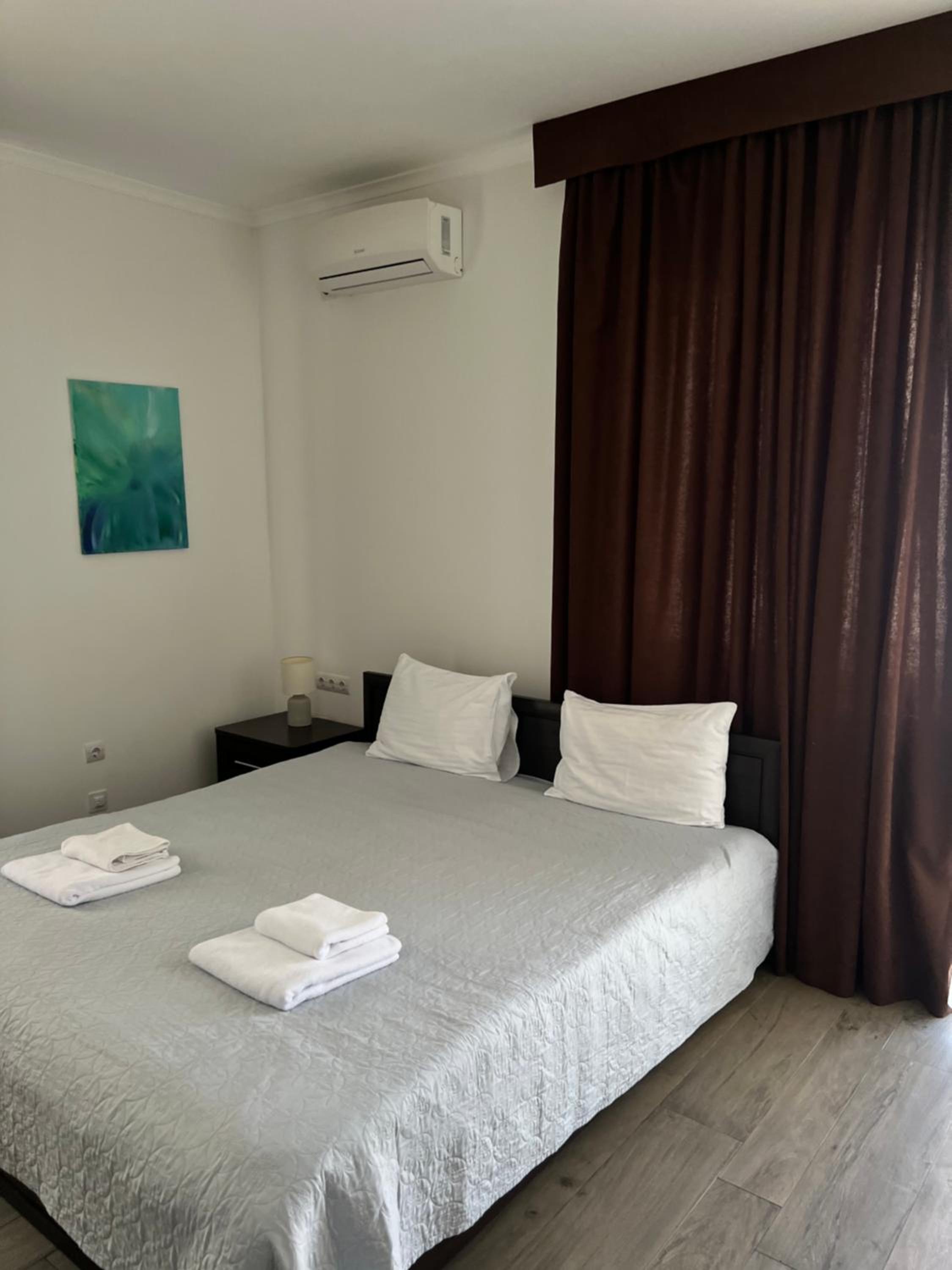 Double or Twin Room photo 3