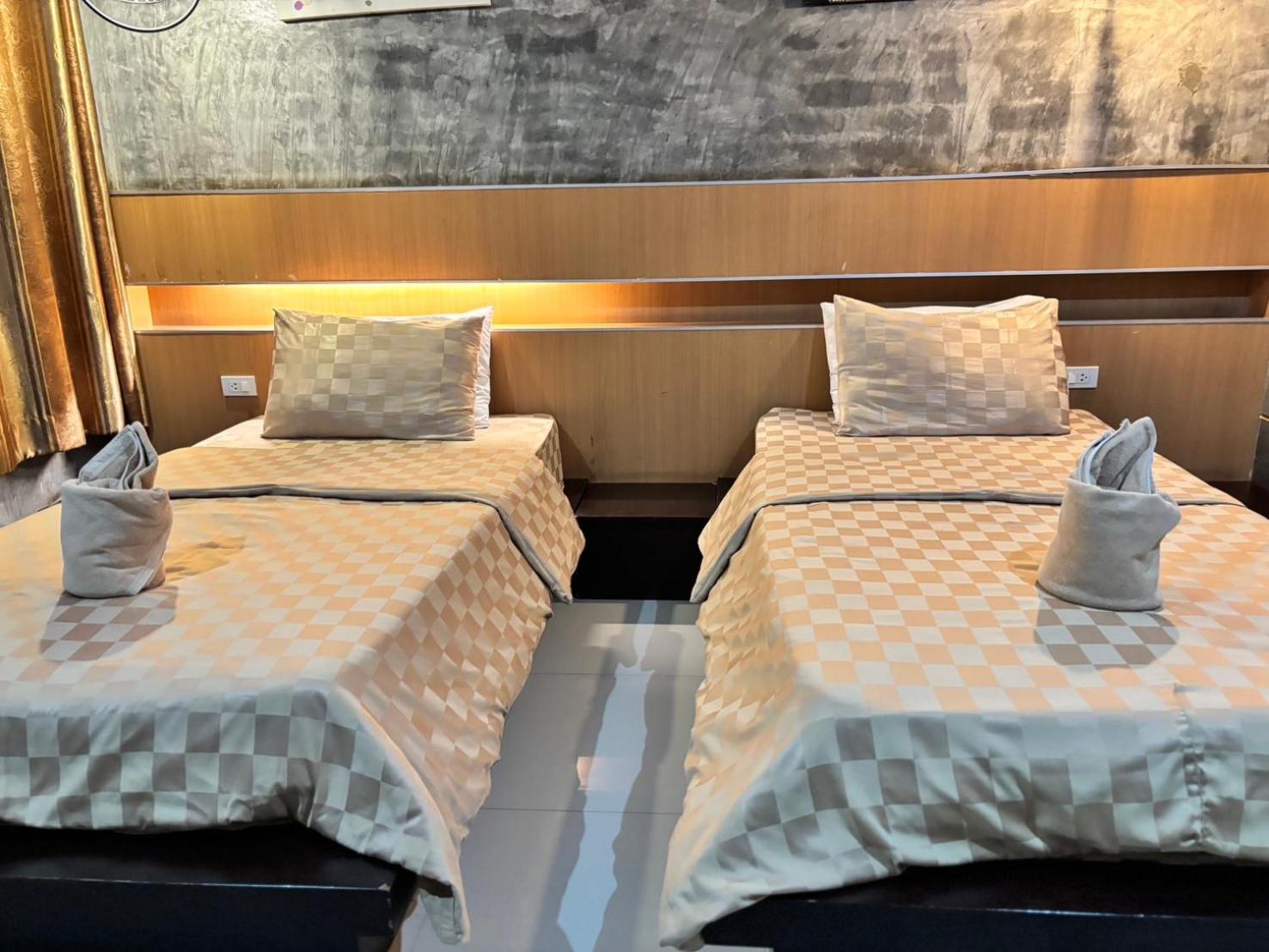 Superior Twin Room photo 2