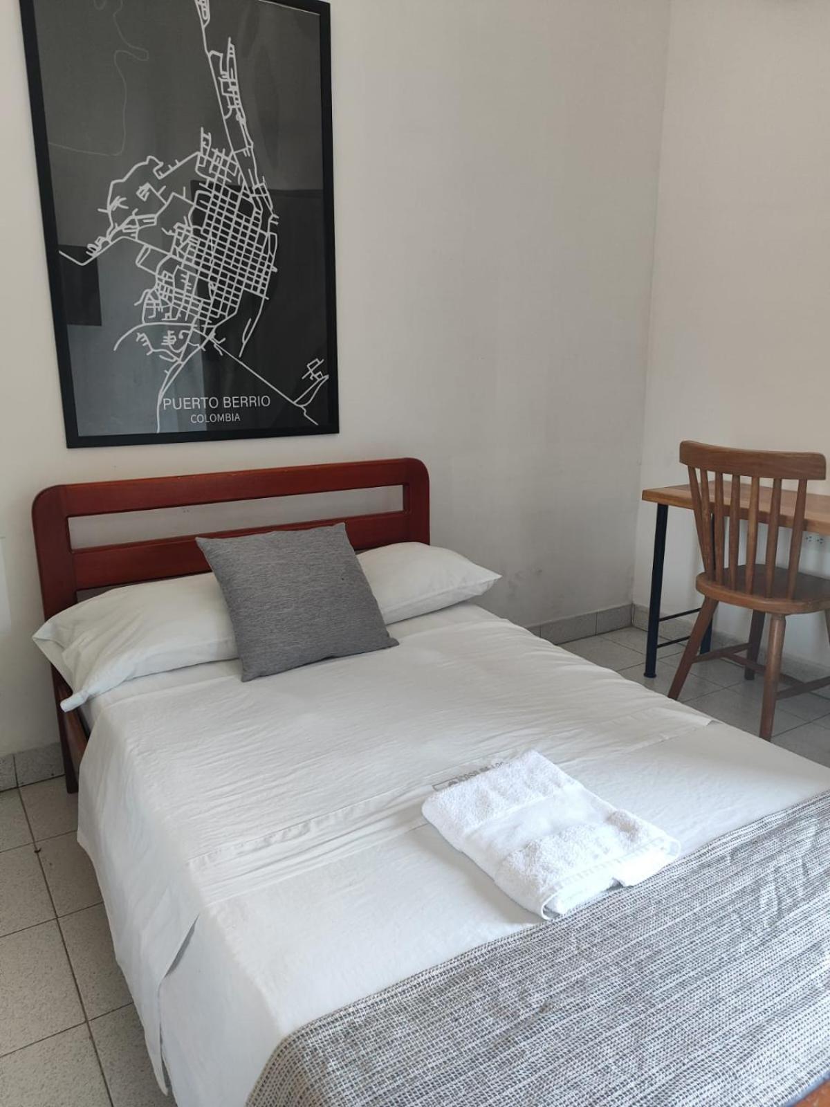 Single Room photo 3