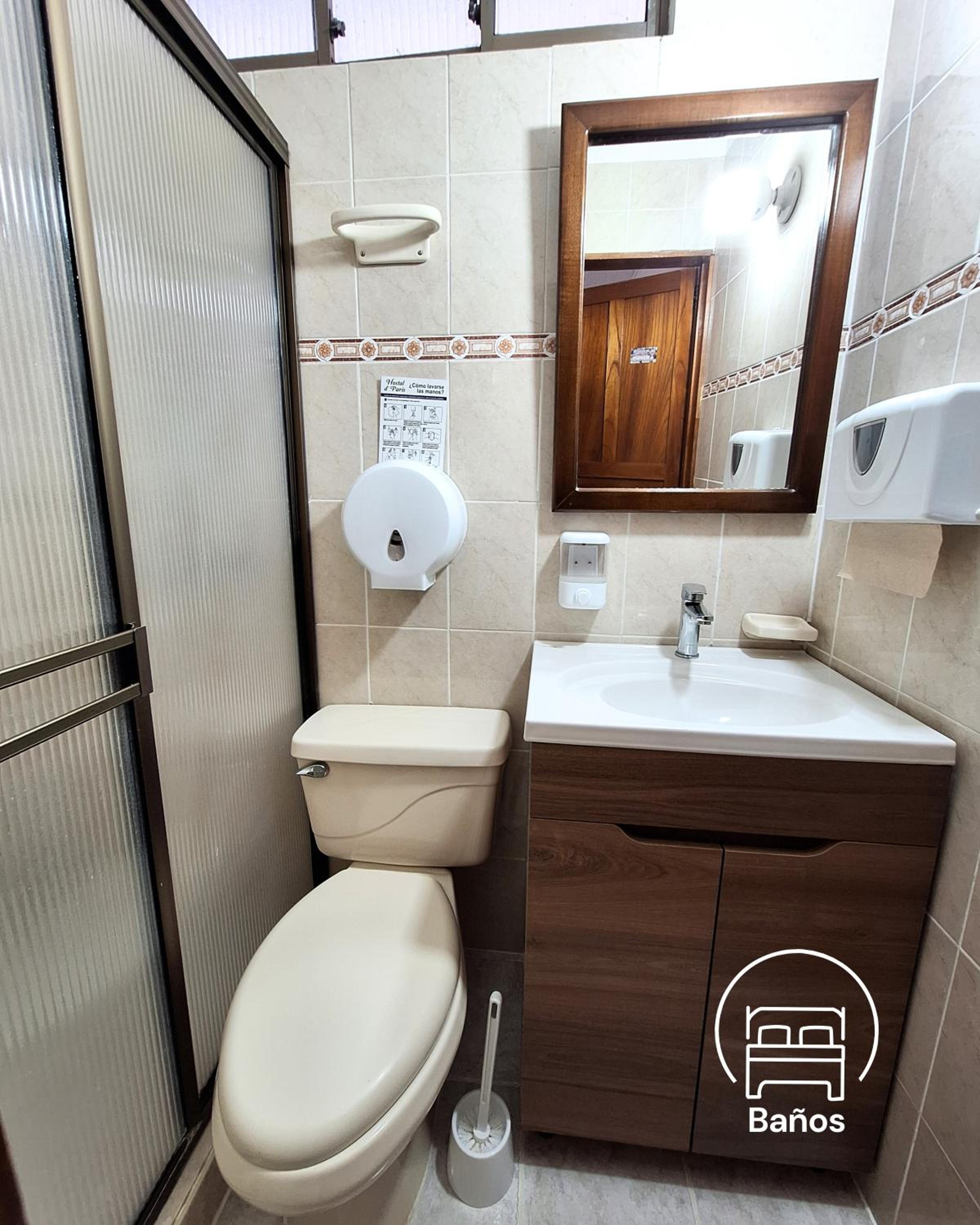 Deluxe Double Room with Shower photo 1