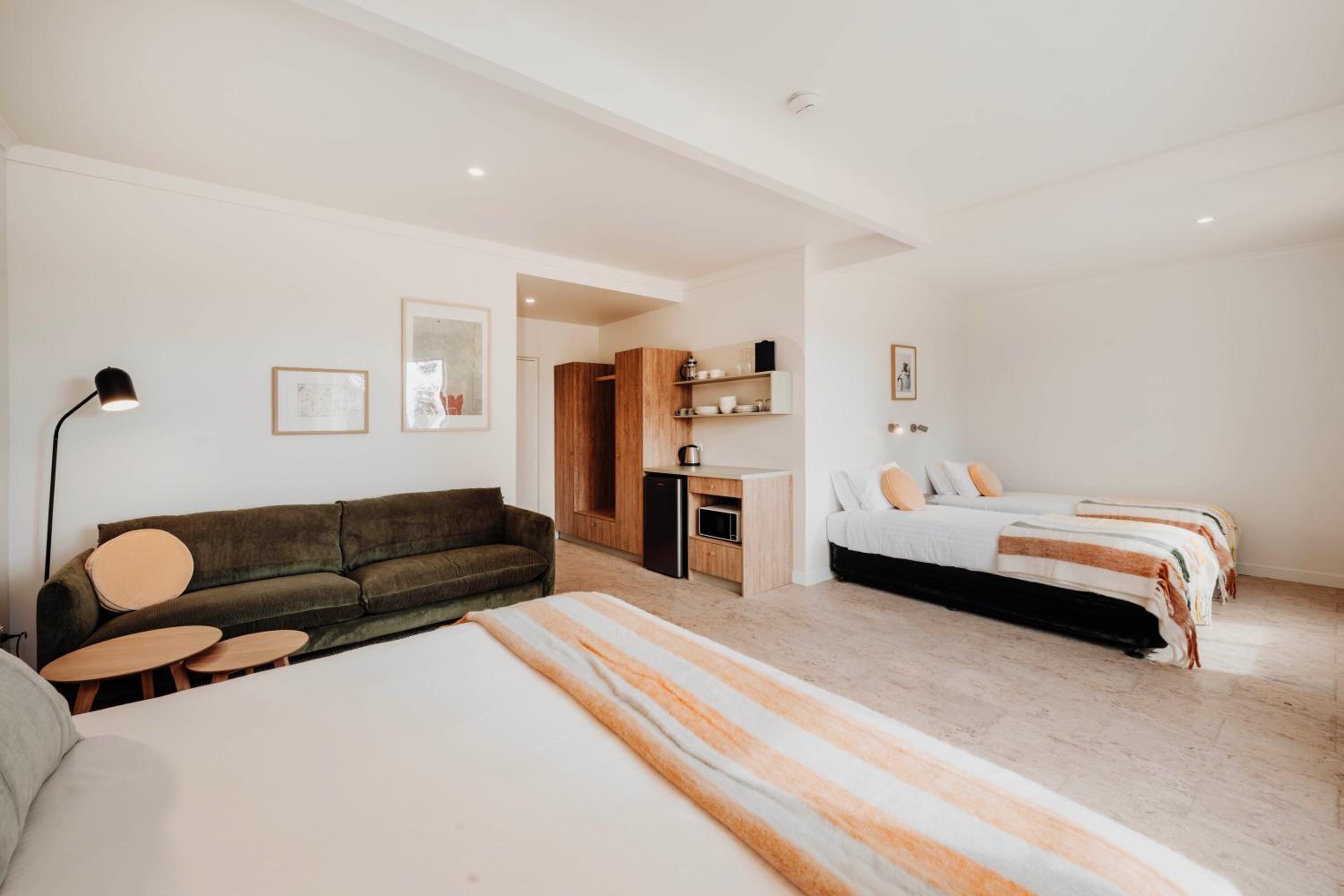 Family Room - Dog Friendly