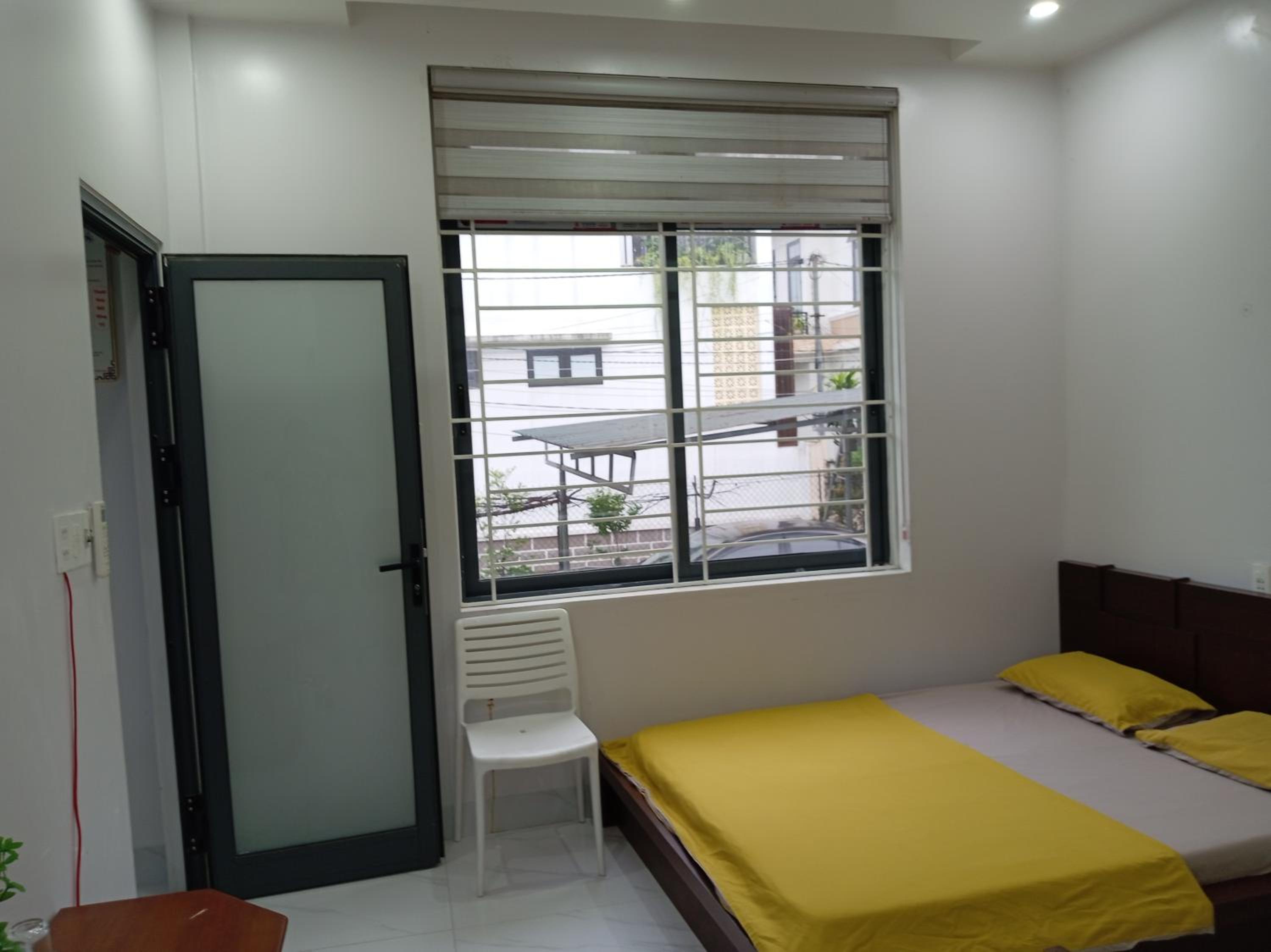 Quadruple Room with Private Bathroom