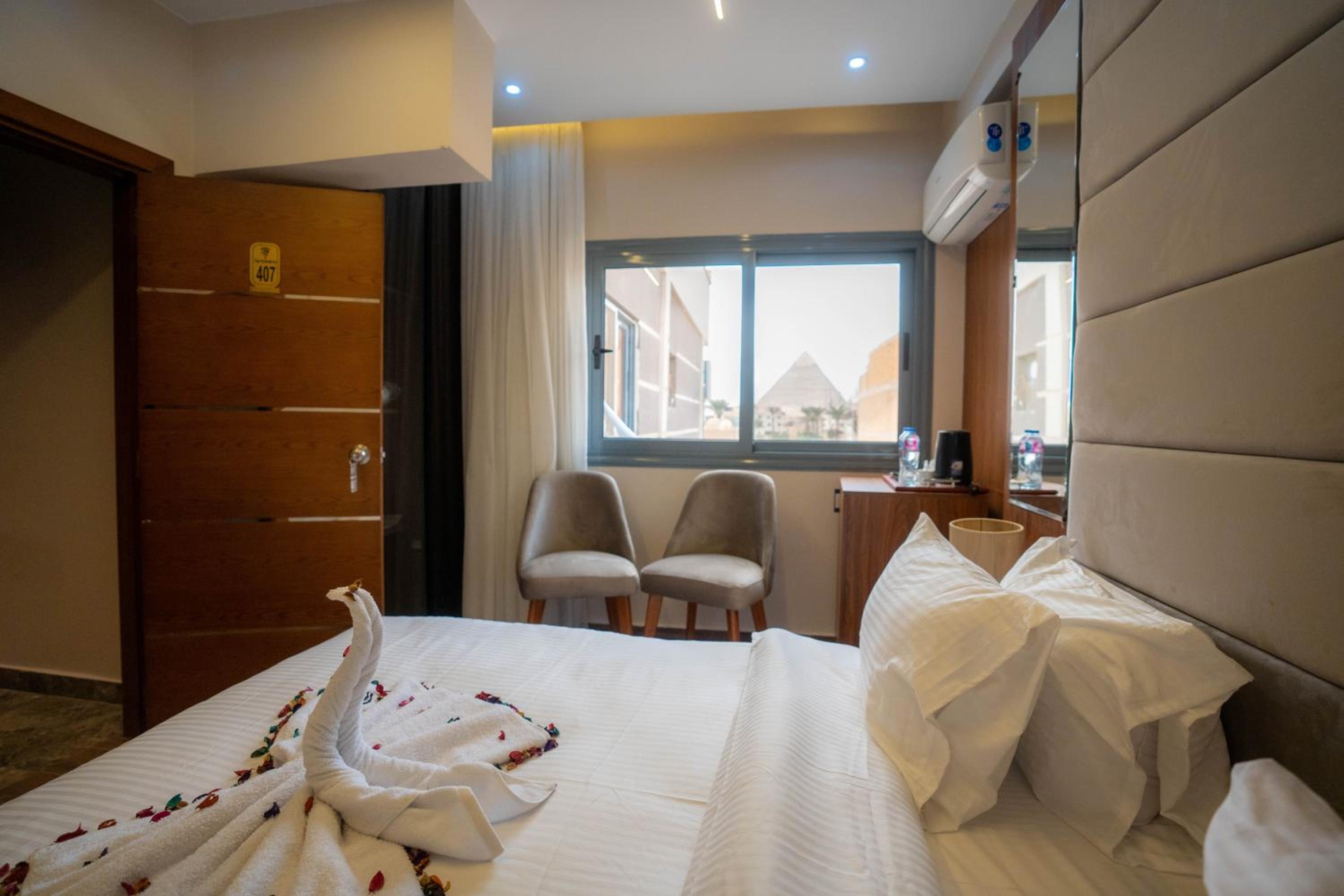 King Room with Mountain View