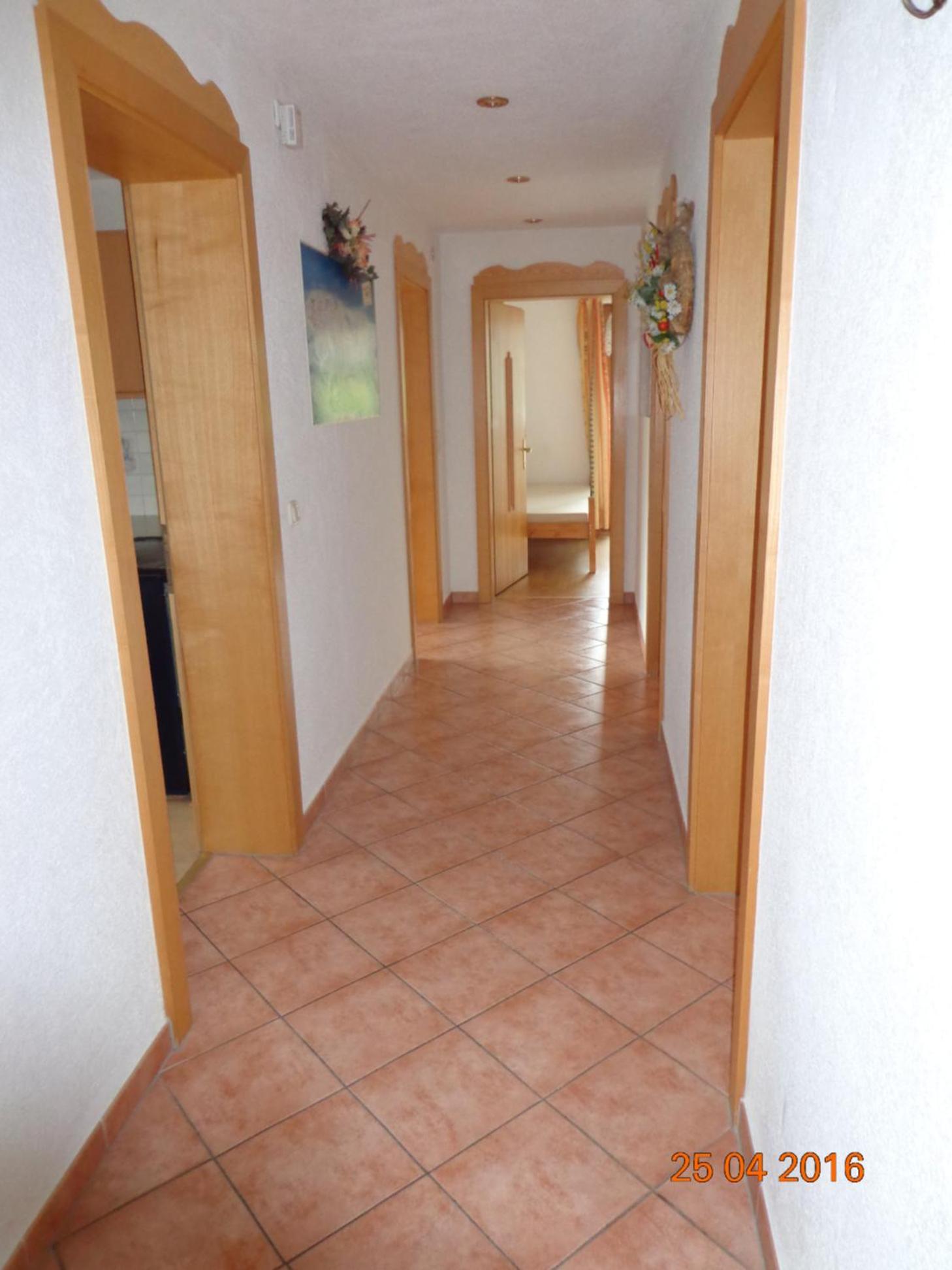 Four-Bedroom Apartment (6-10 Adults)