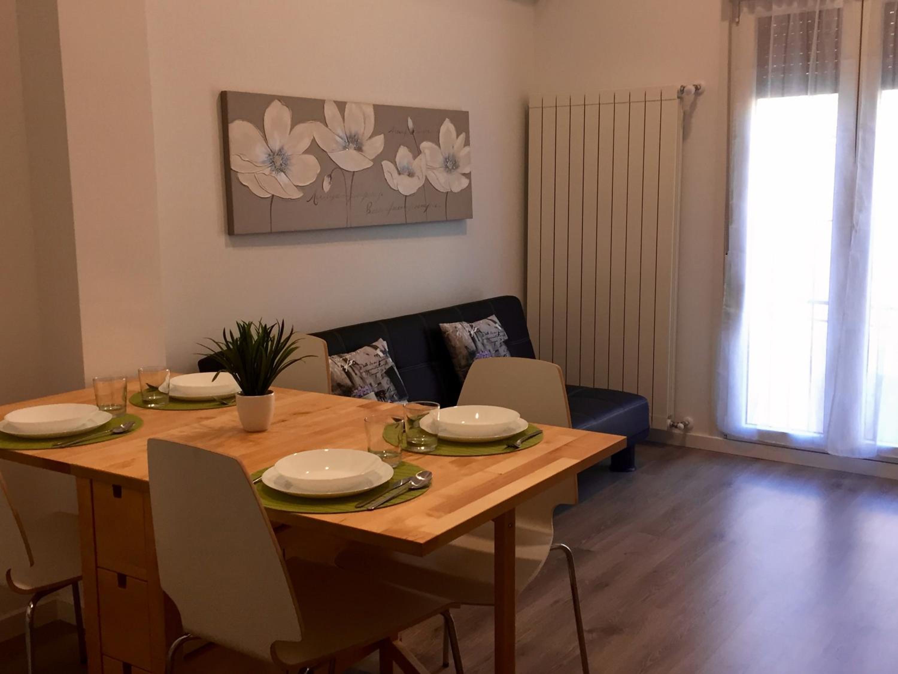 Three-Bedroom Apartment - Photo 5